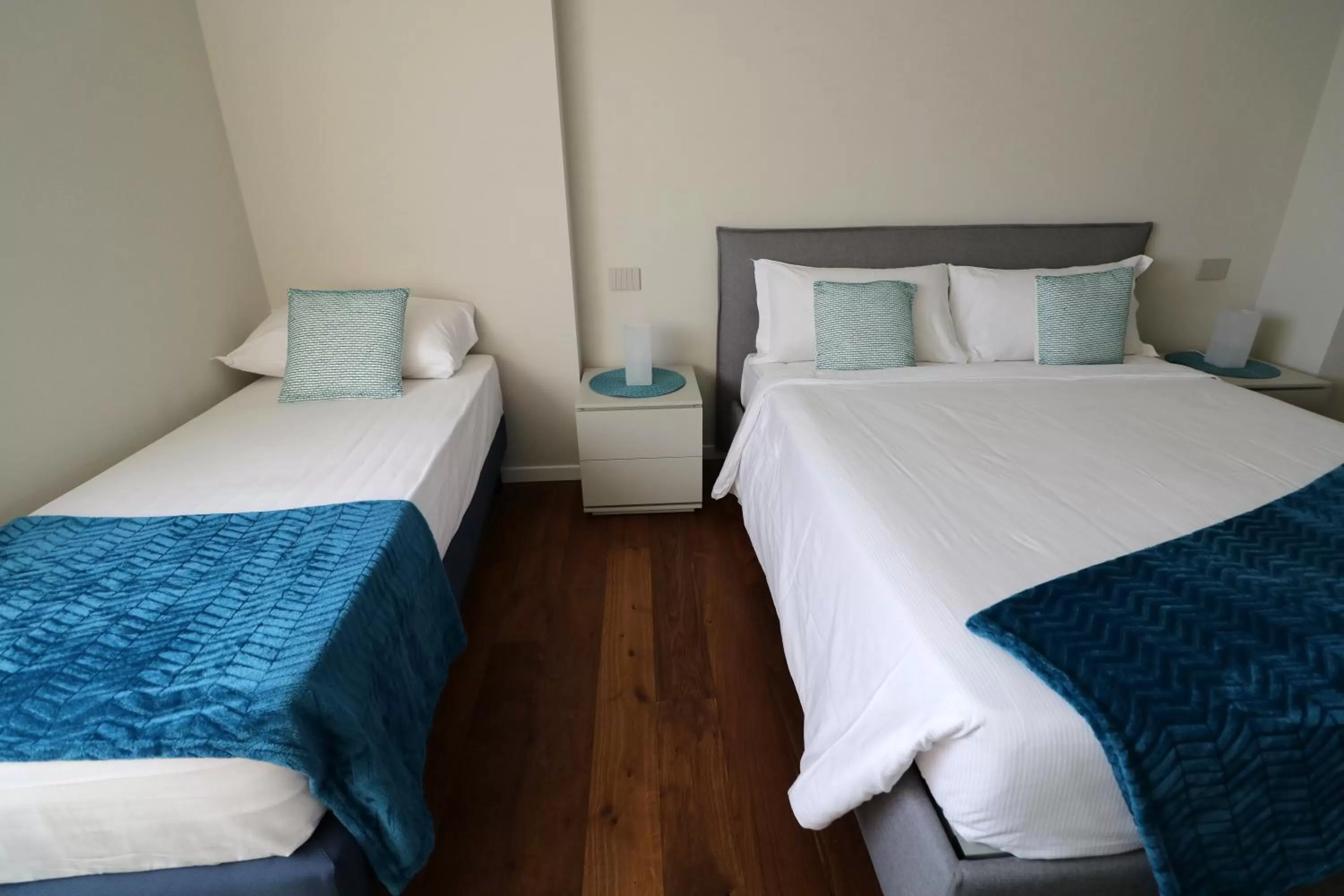 Bed in Aparthotel Isola