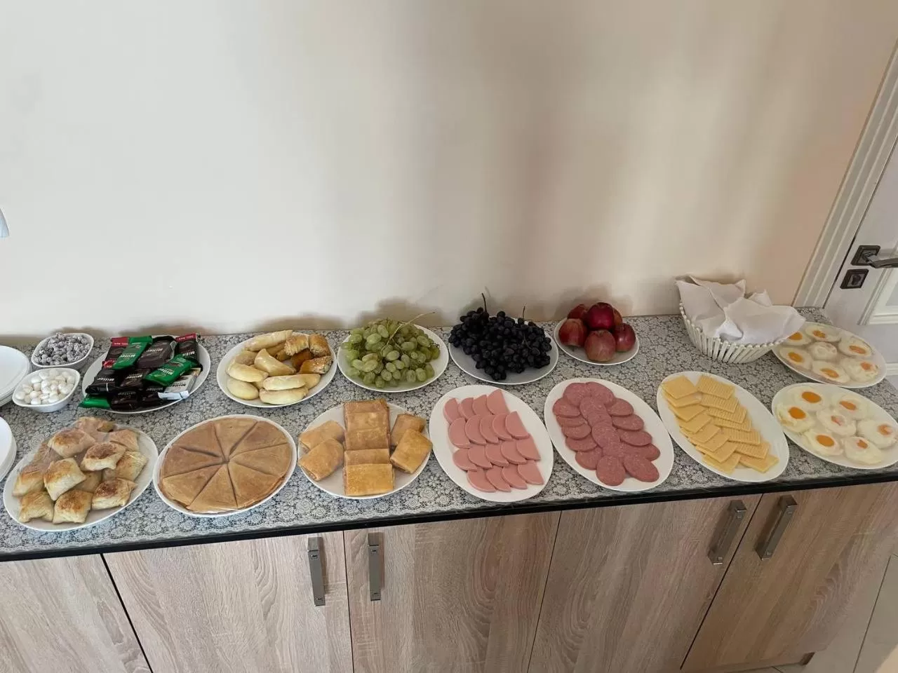 Breakfast, Food in Hotel Muqaddas