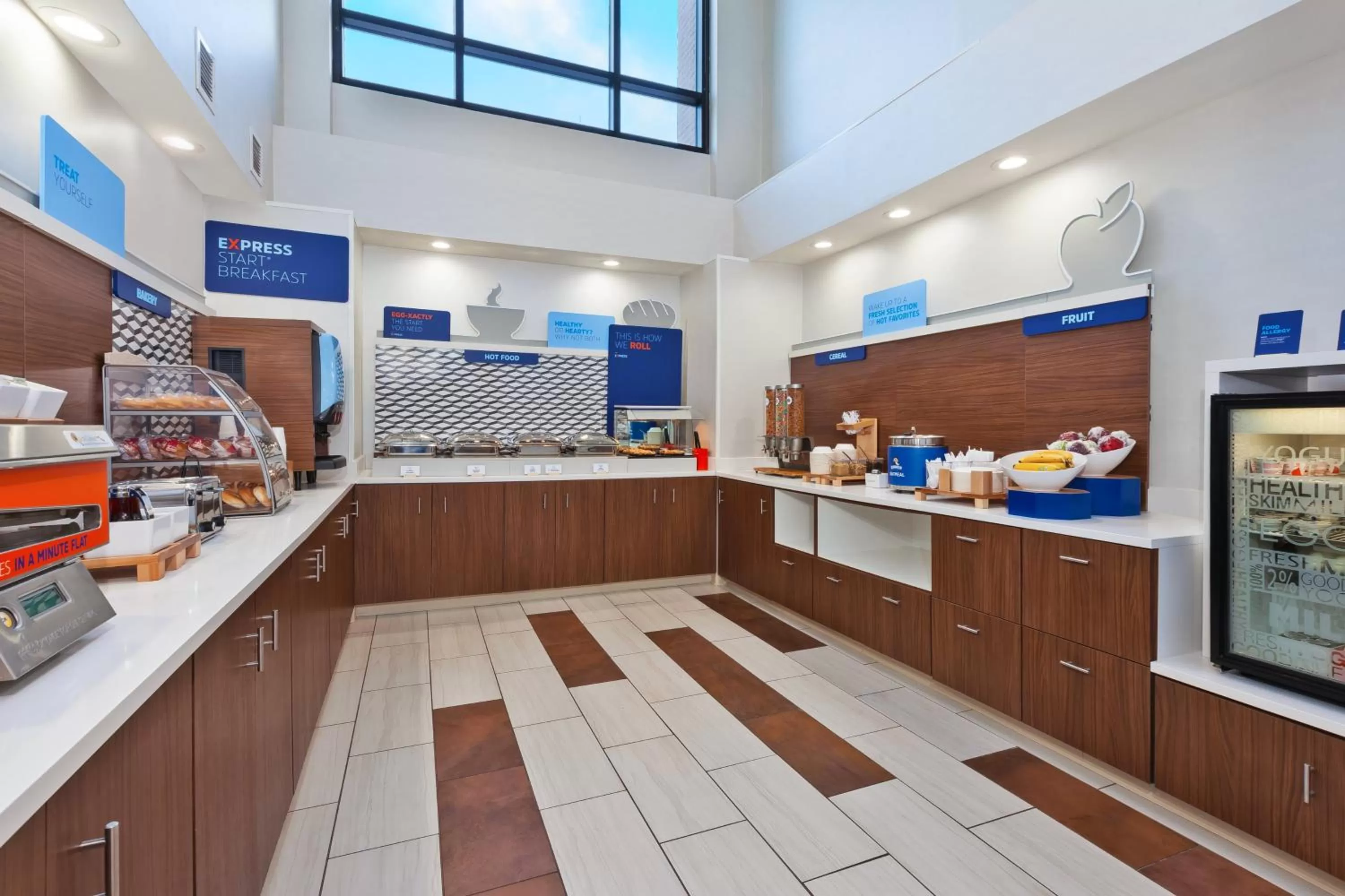 Breakfast in Holiday Inn Express Hotel & Suites Cleveland-Richfield by IHG