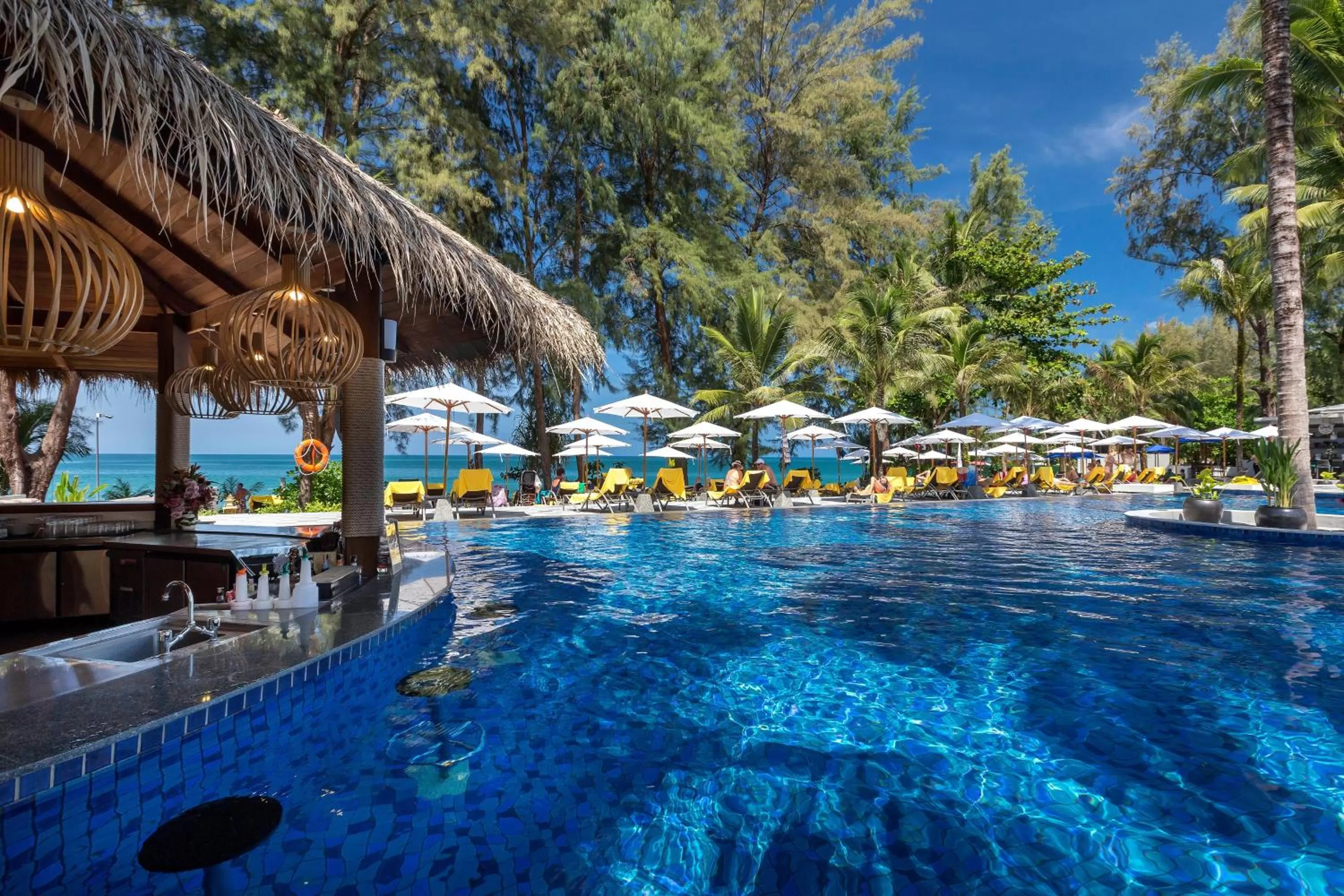 Lounge or bar in X10 Khaolak Resort