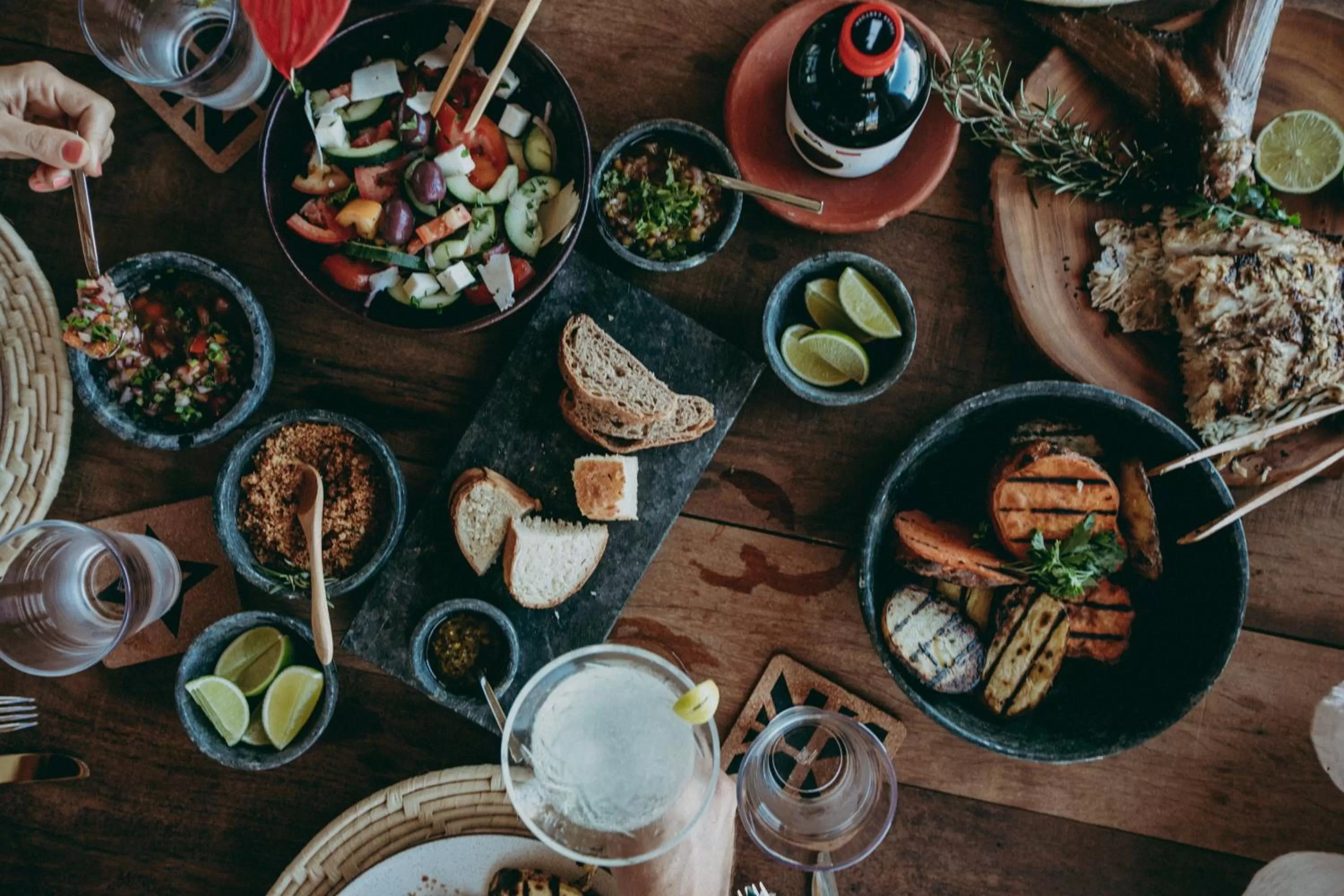 Restaurant/places to eat in Barracuda Hotel & Villas