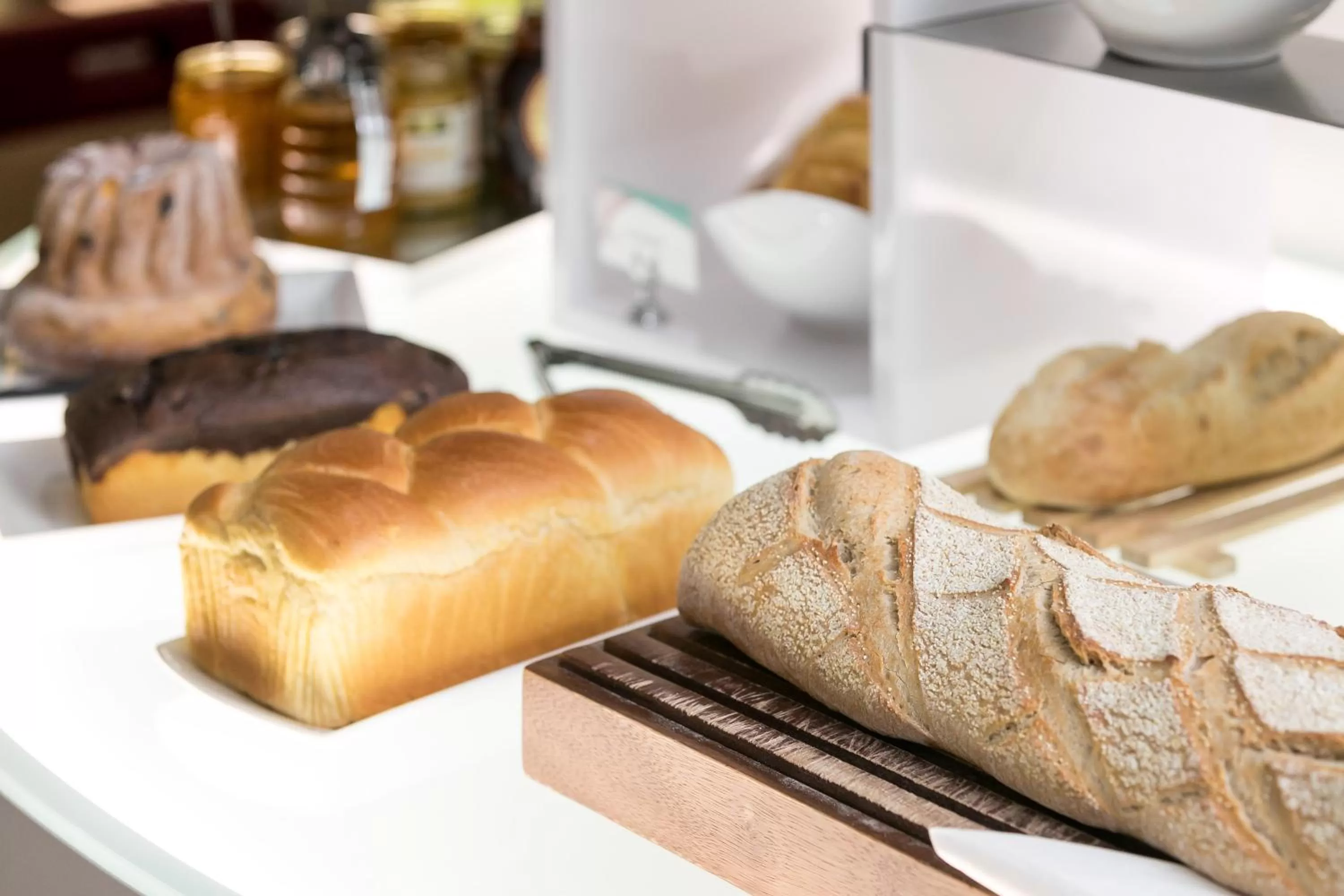 Buffet breakfast in Hôtel de l'Europe by HappyCulture