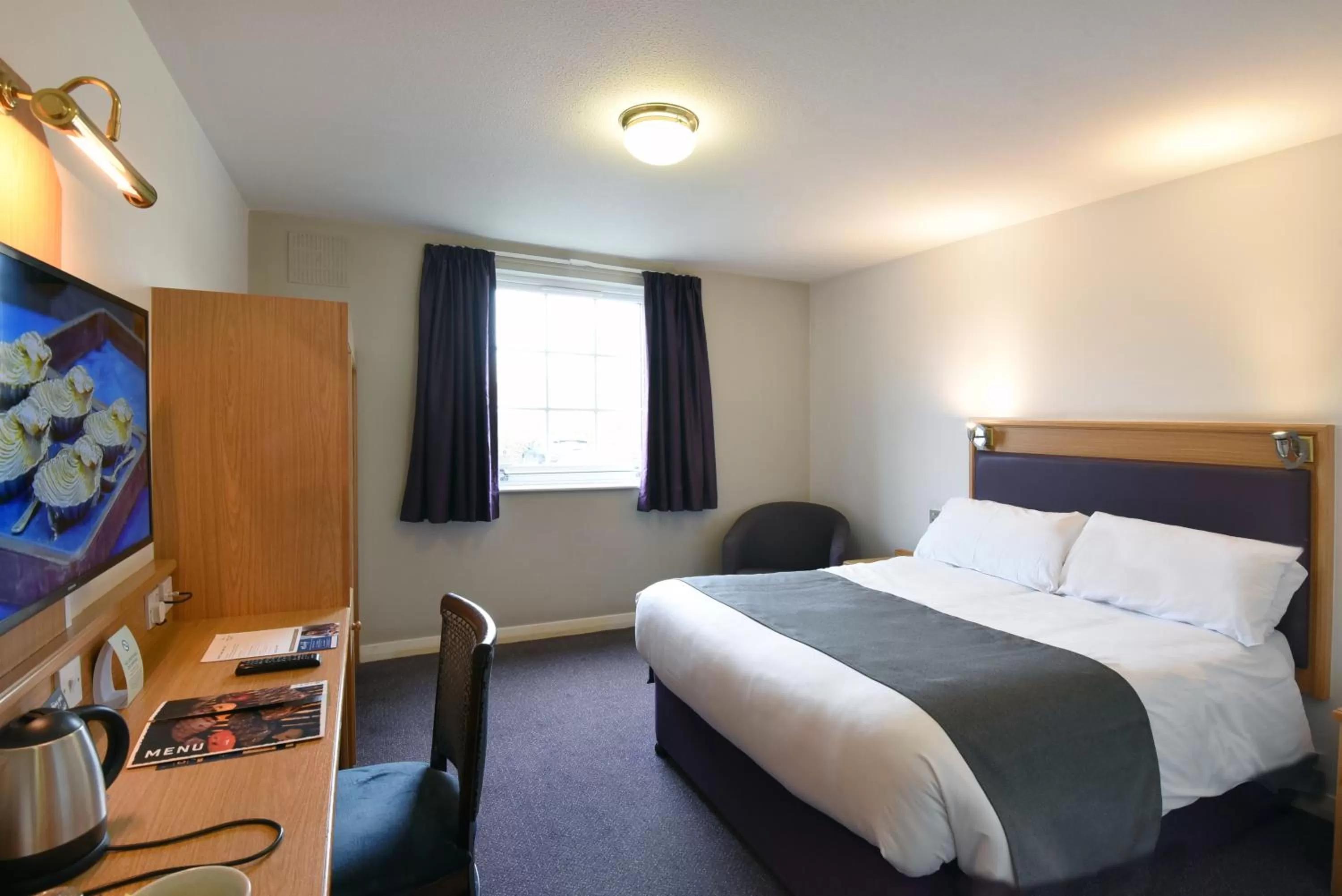 Bed in Waterside by Greene King Inns