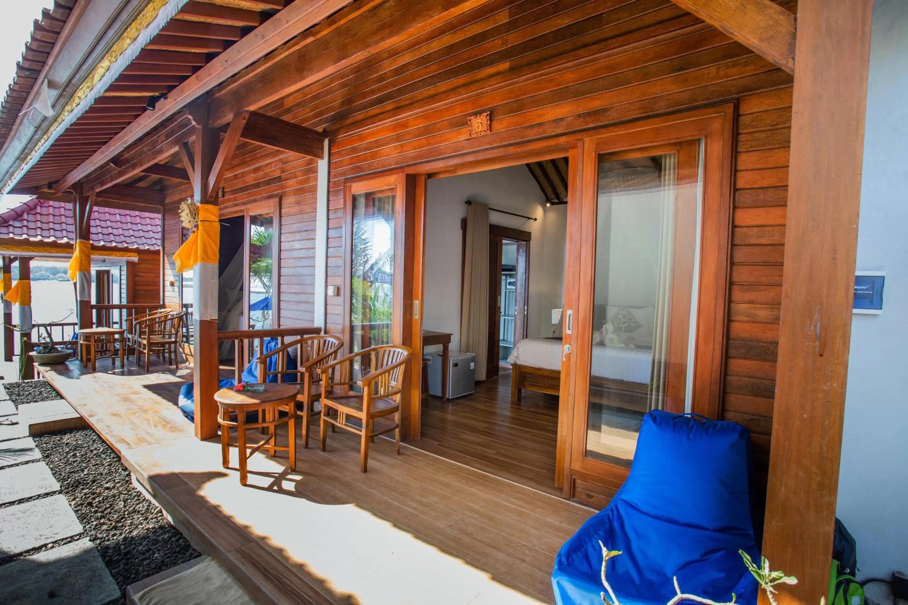 Balcony/Terrace in Nusa Veranda Sunset Villas & Restaurant