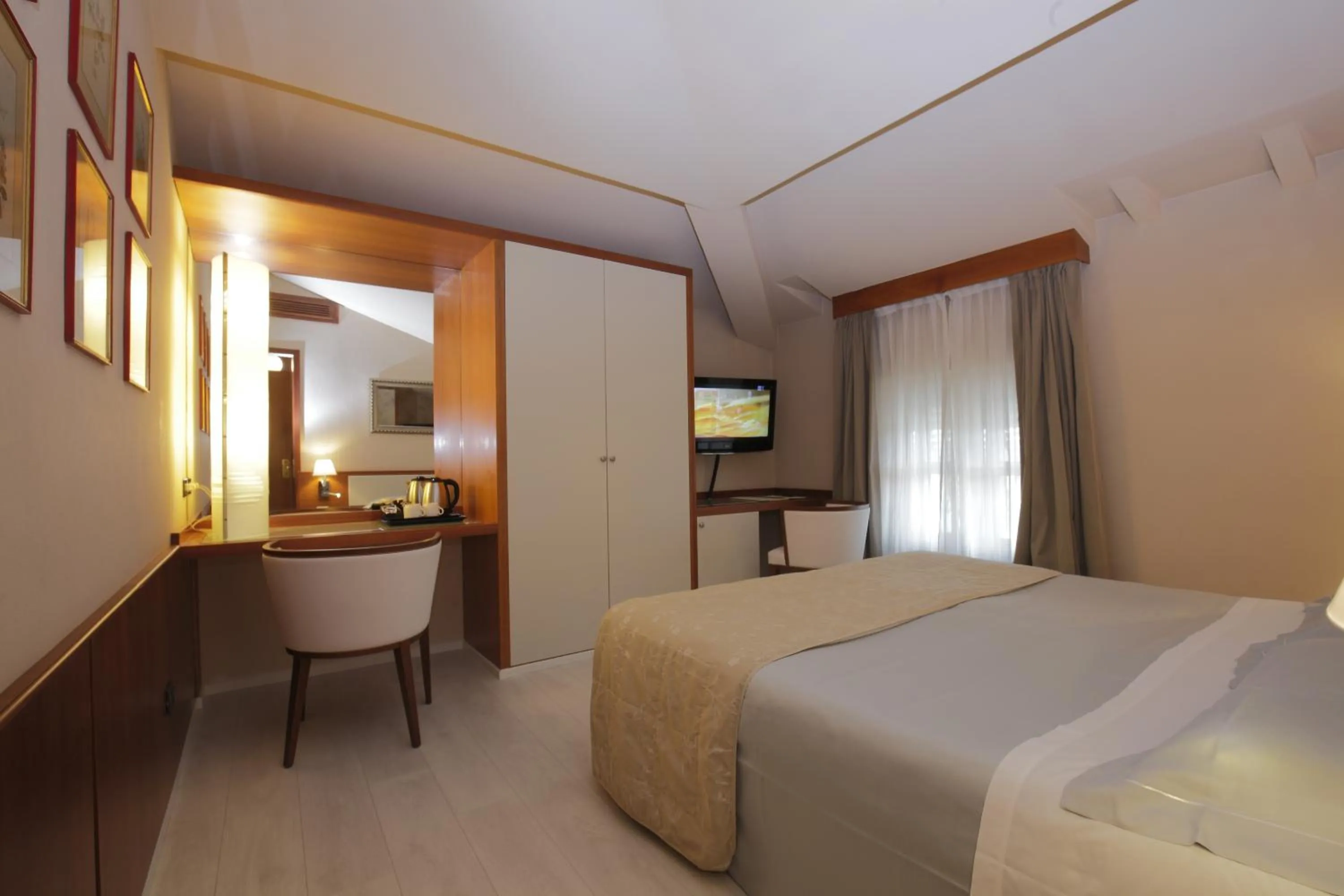 Classic Double Room in Albergo Celide