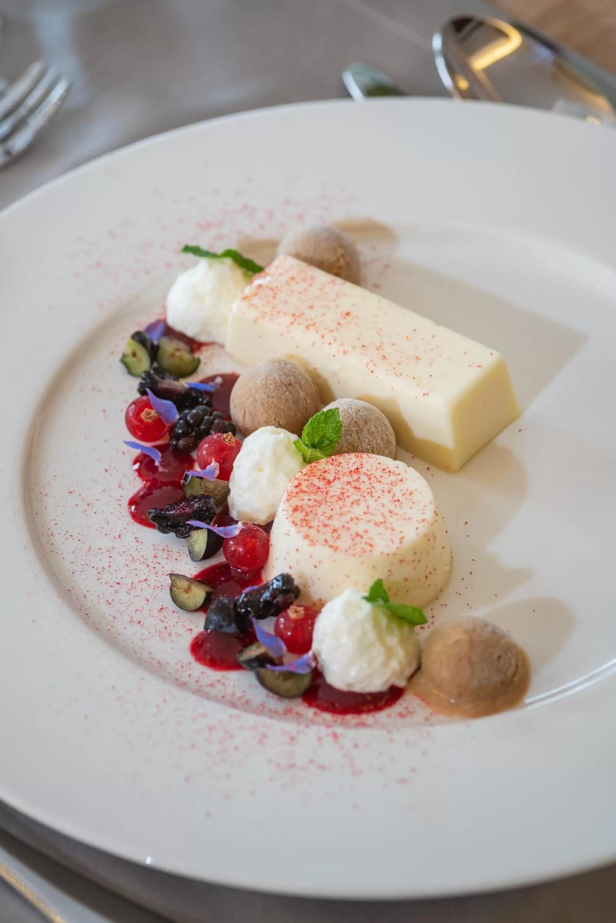 Food in Villa Rosenaw