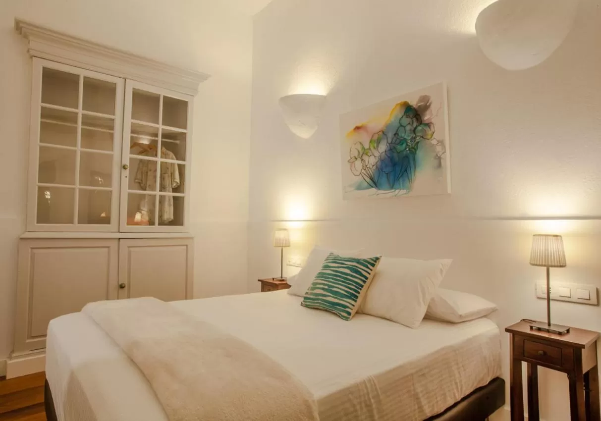 Bed in Los Lirios Hotel Rural - Adults Only