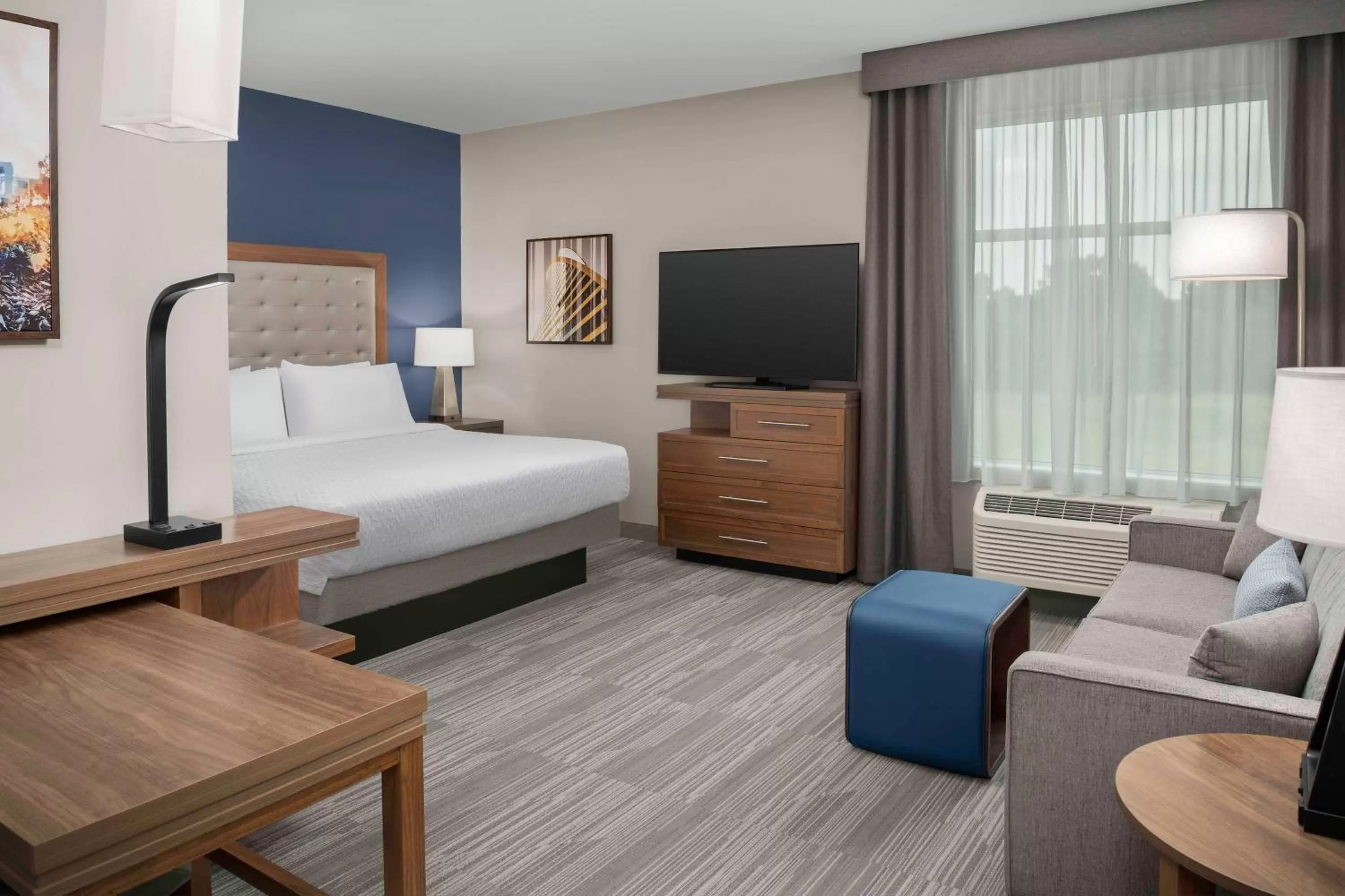 Living room, Bed in Homewood Suites By Hilton Greenville, NC