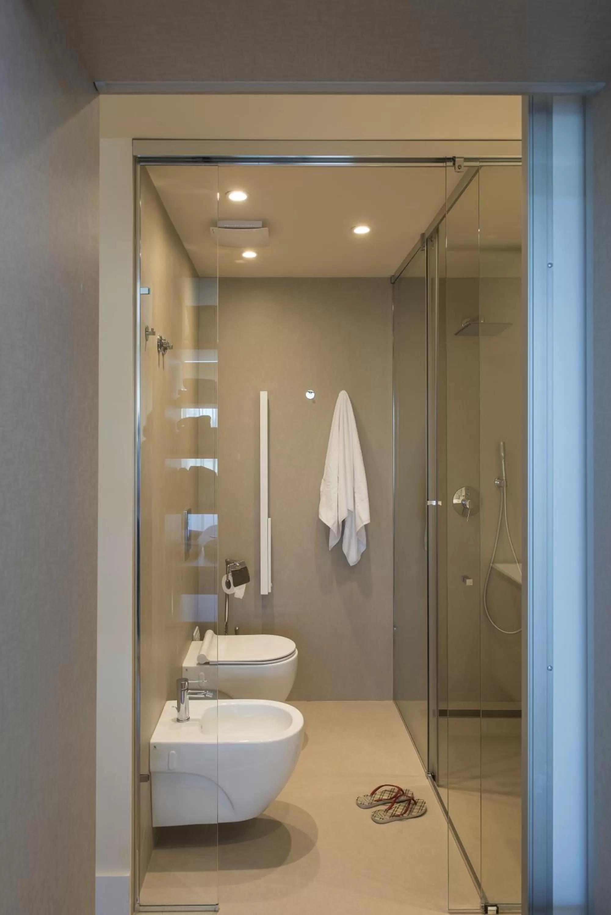 Toilet in Praia do Sal Resort and SPA