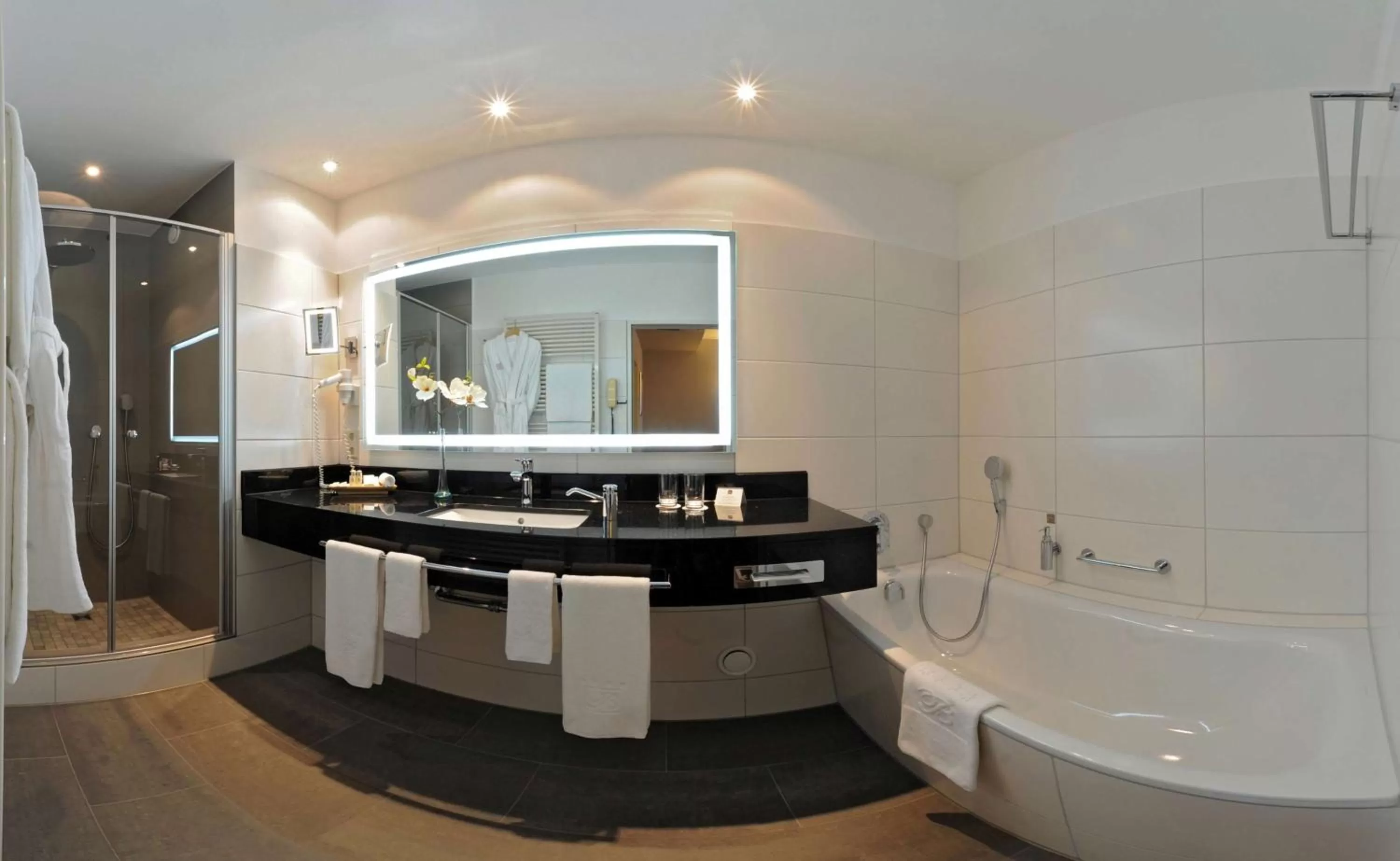 Deluxe Double Room in Best Western Premier Parkhotel Kronsberg