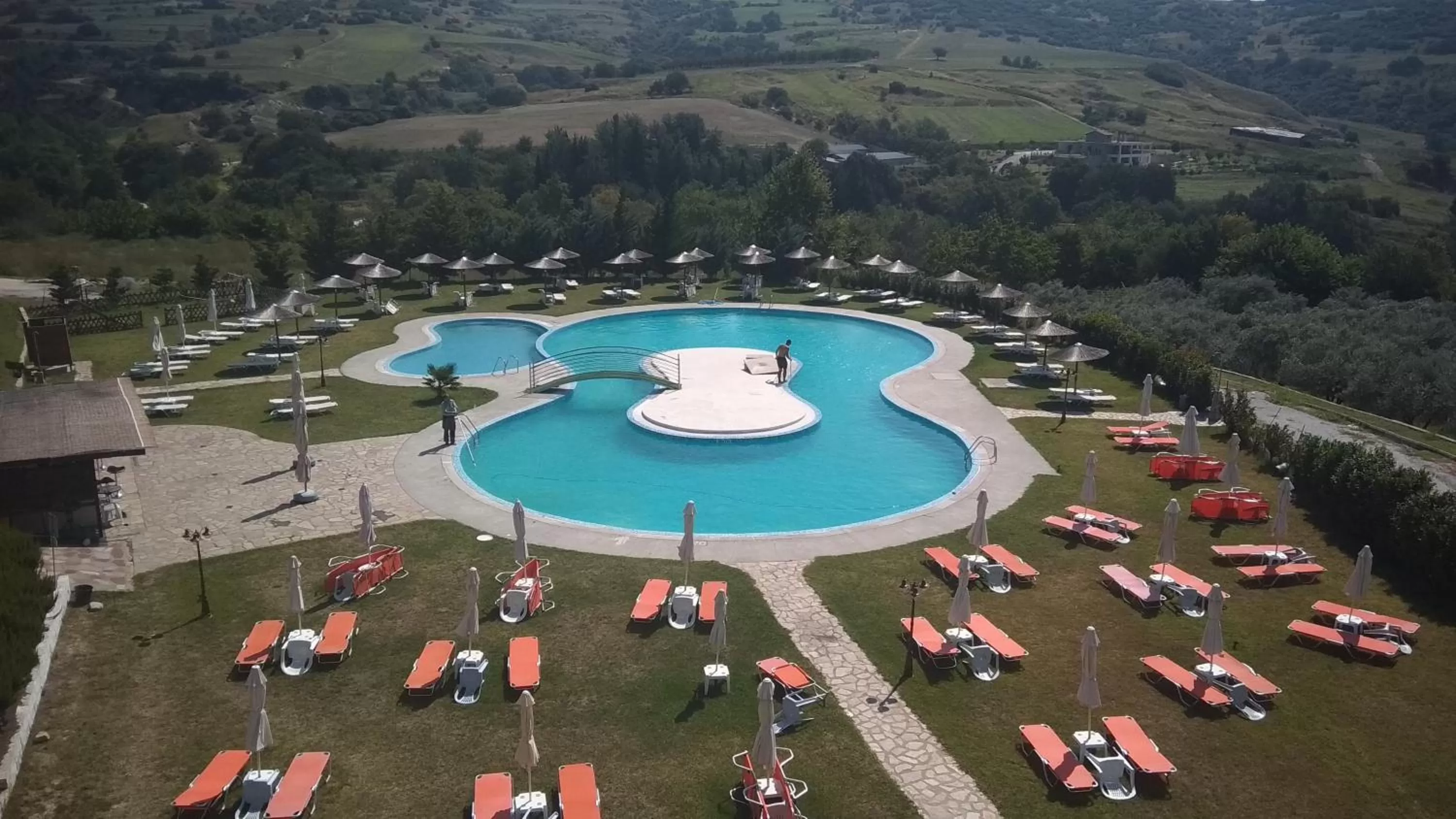 Swimming pool in Siris Hotel