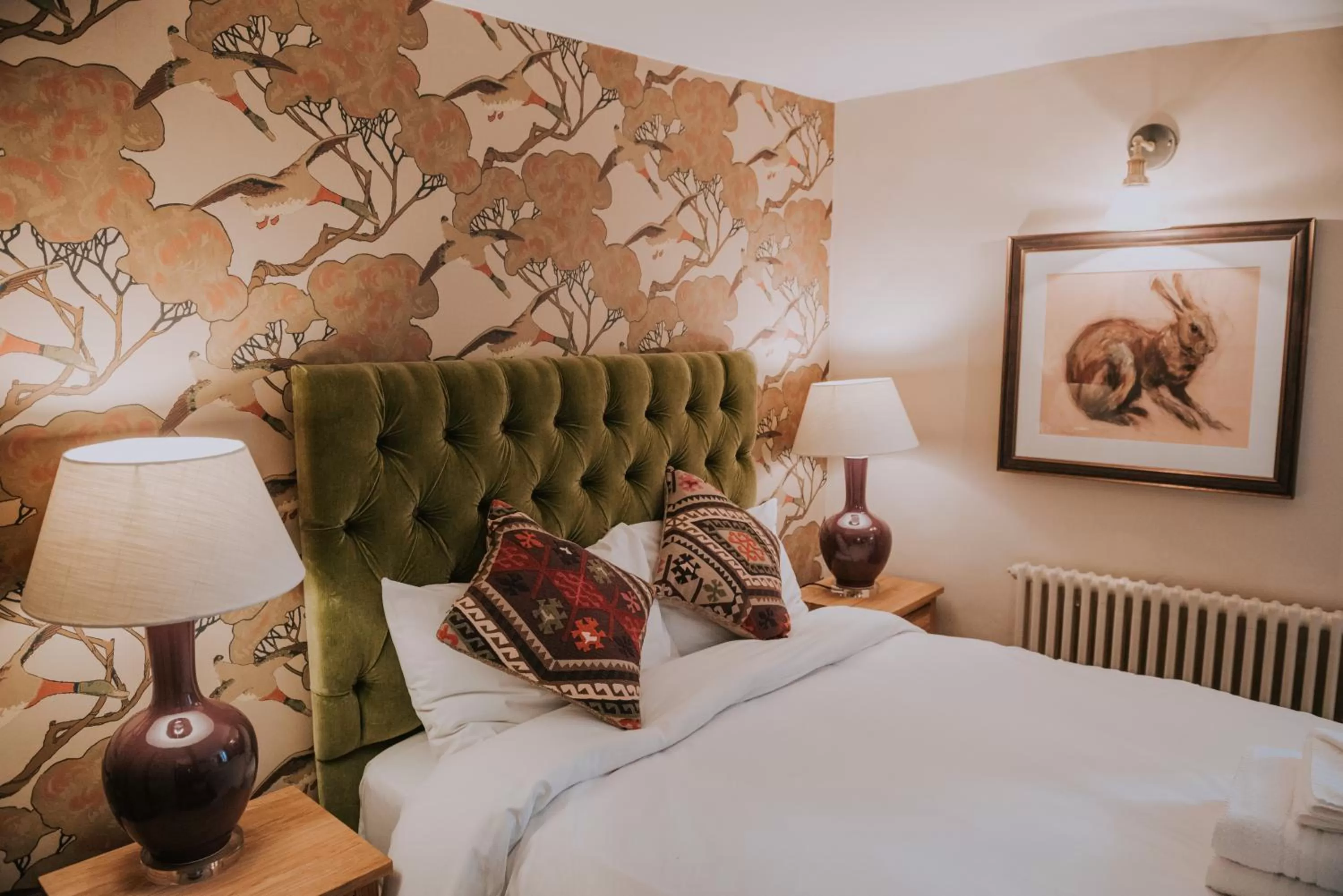 Bedroom, Bed in The Falkland Arms