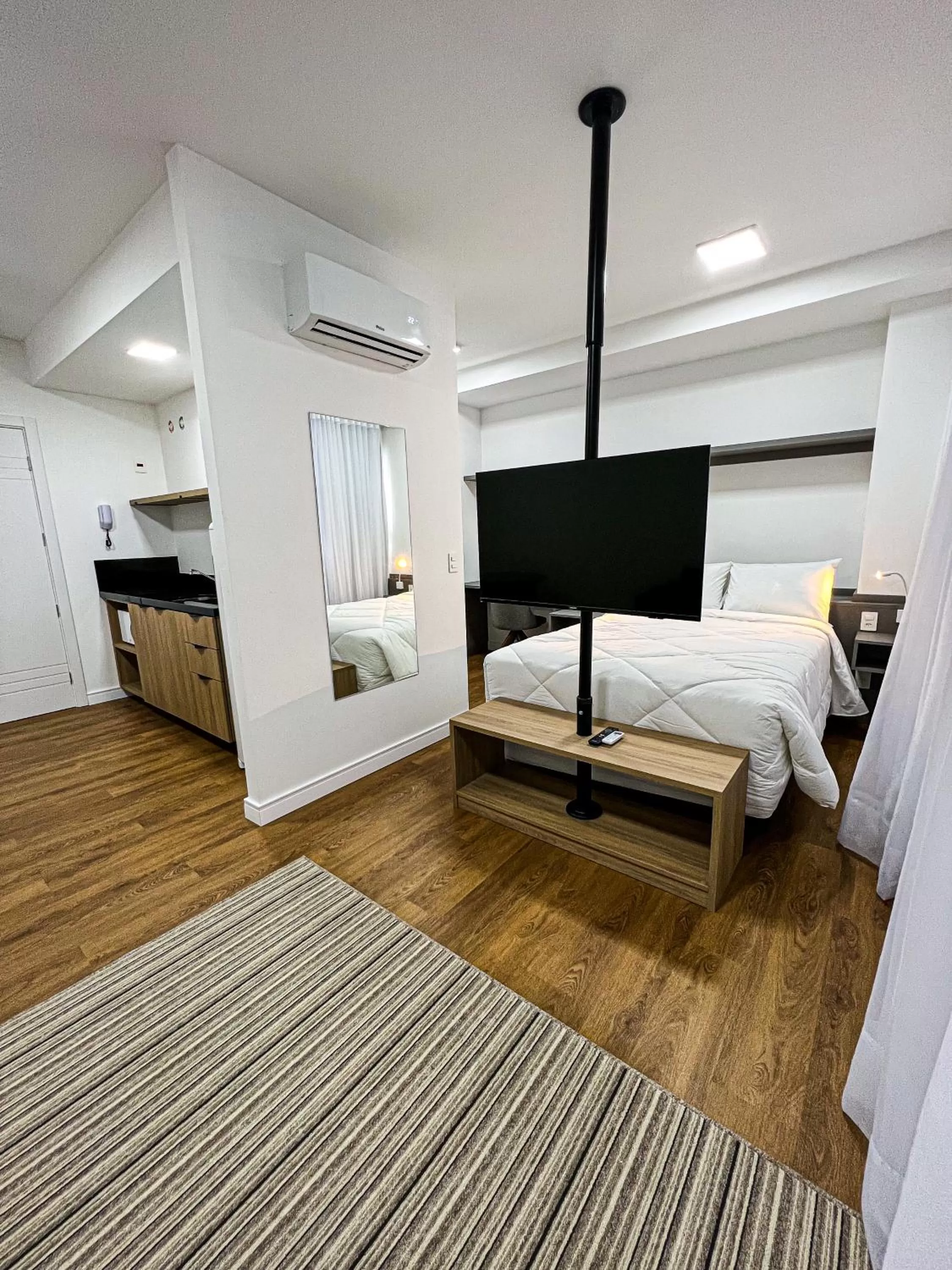 Photo of the whole room, Seating Area in Studios Cityhome Maxplaza Canoas