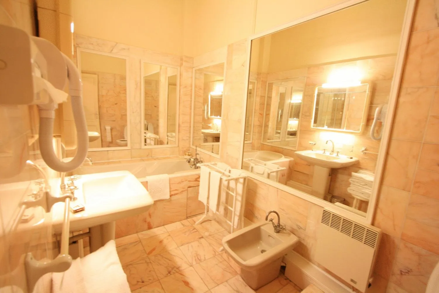 Bathroom in Belle Isle Sur Risle - Chateau Hotel & Spa
