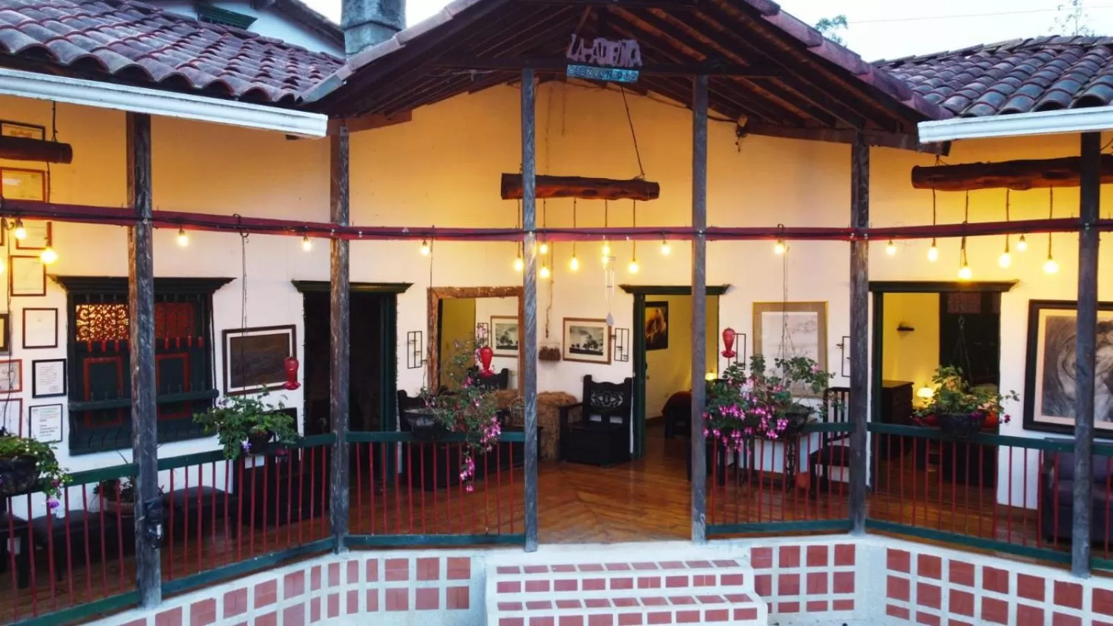 Property building, Restaurant/Places to Eat in Finca Campestre La Adelita B&B