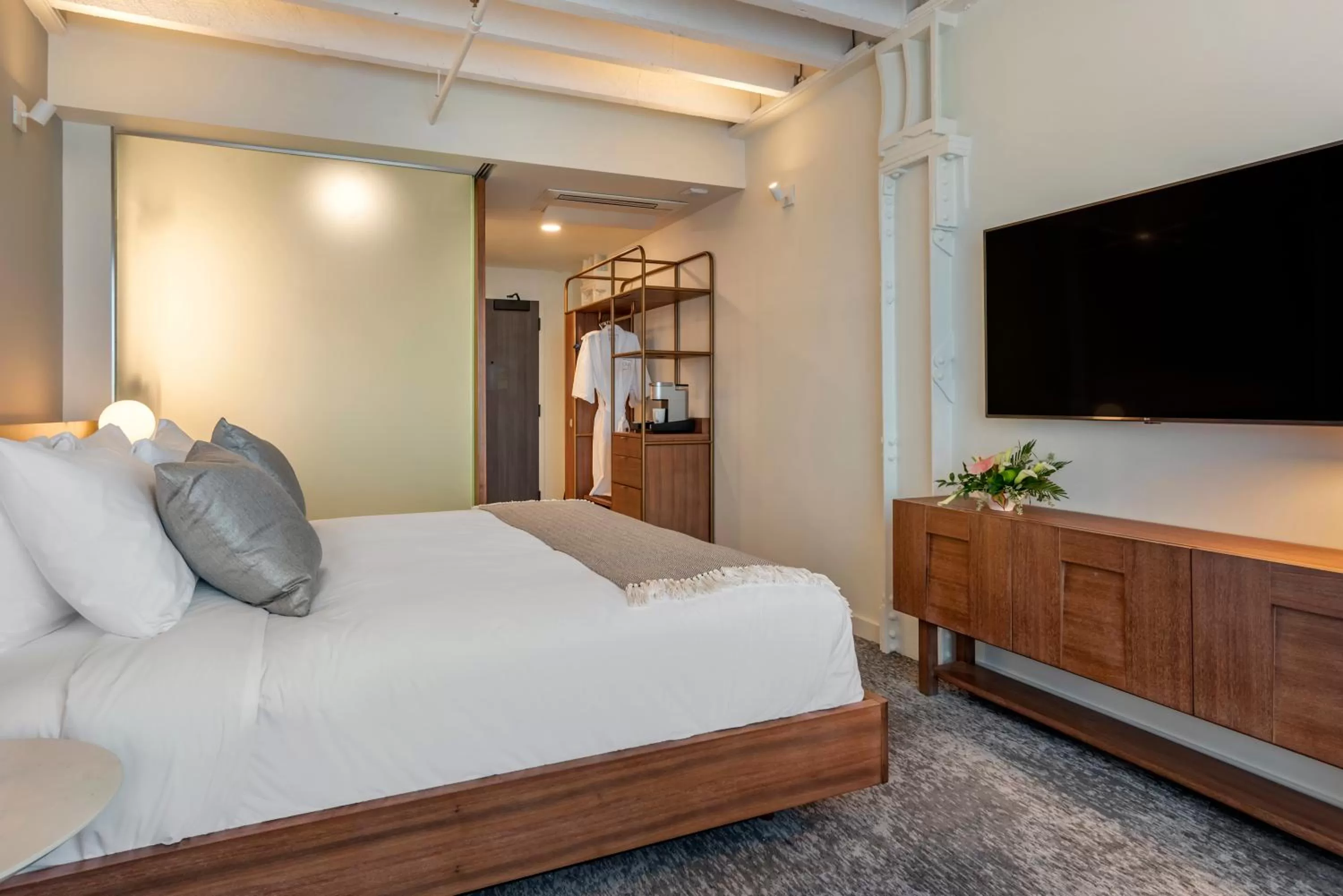 Bedroom, Bed in ONE11 Hotel