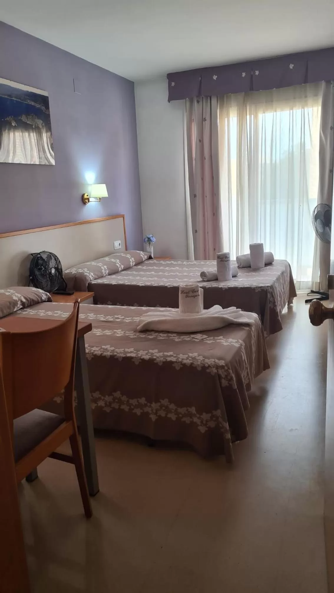 Photo of the whole room, Bed in Hotel Cosmos Tarragona