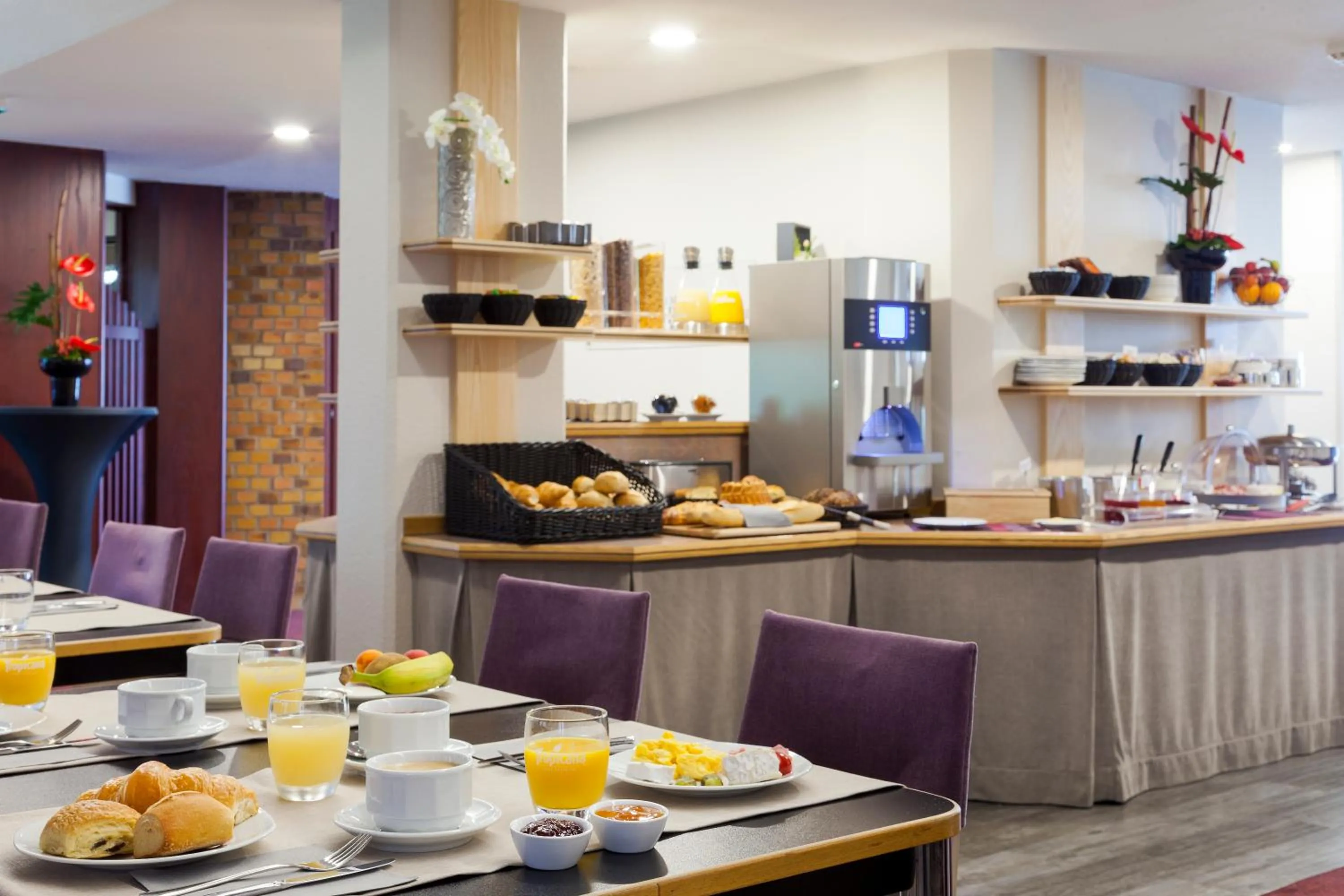 Buffet breakfast in Kyriad Hotel Strasbourg Lingolsheim