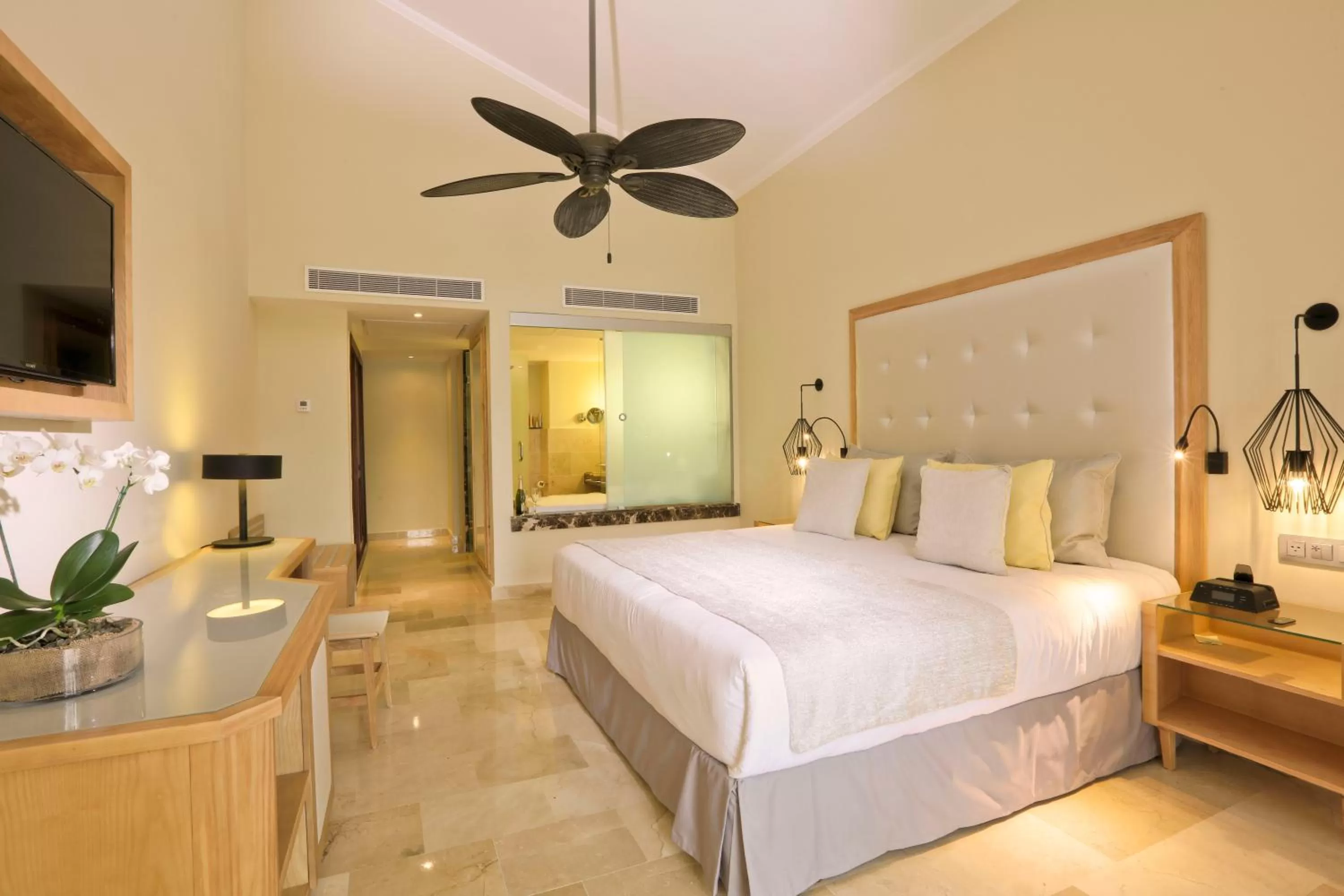 Deluxe Garden View - single occupancy in Grand Palladium Palace Resort Spa & Casino - All Inclusive