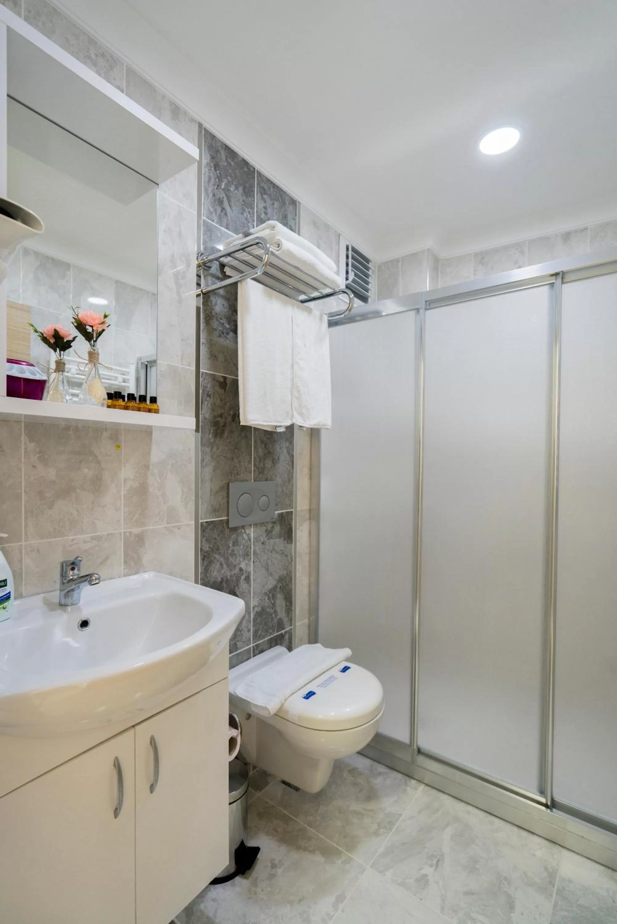 Bathroom in ATAM HOTEL