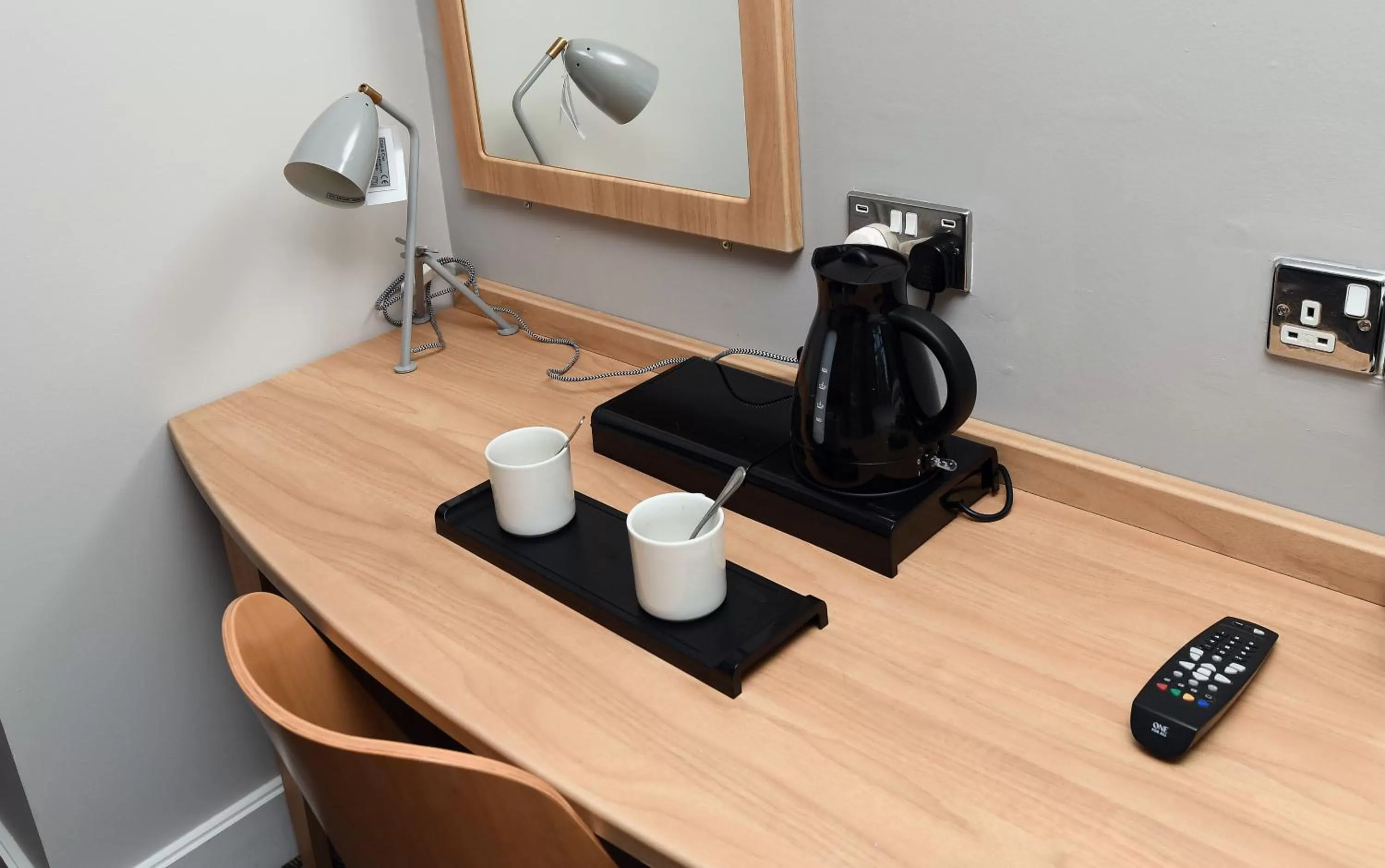 Coffee/tea facilities in Crown, Droitwich by Marston's Inns