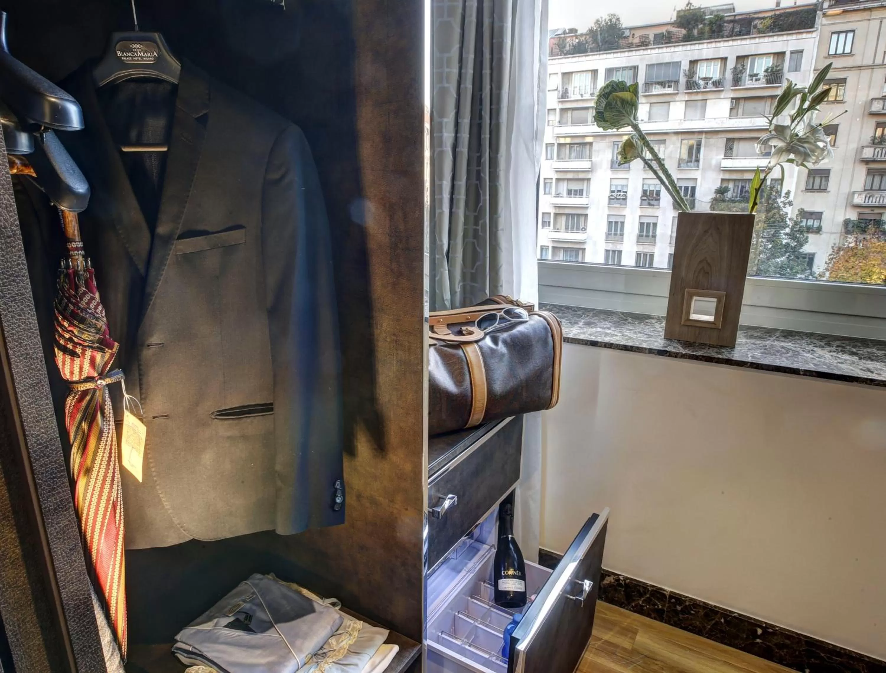 wardrobe in Bianca Maria Palace Hotel