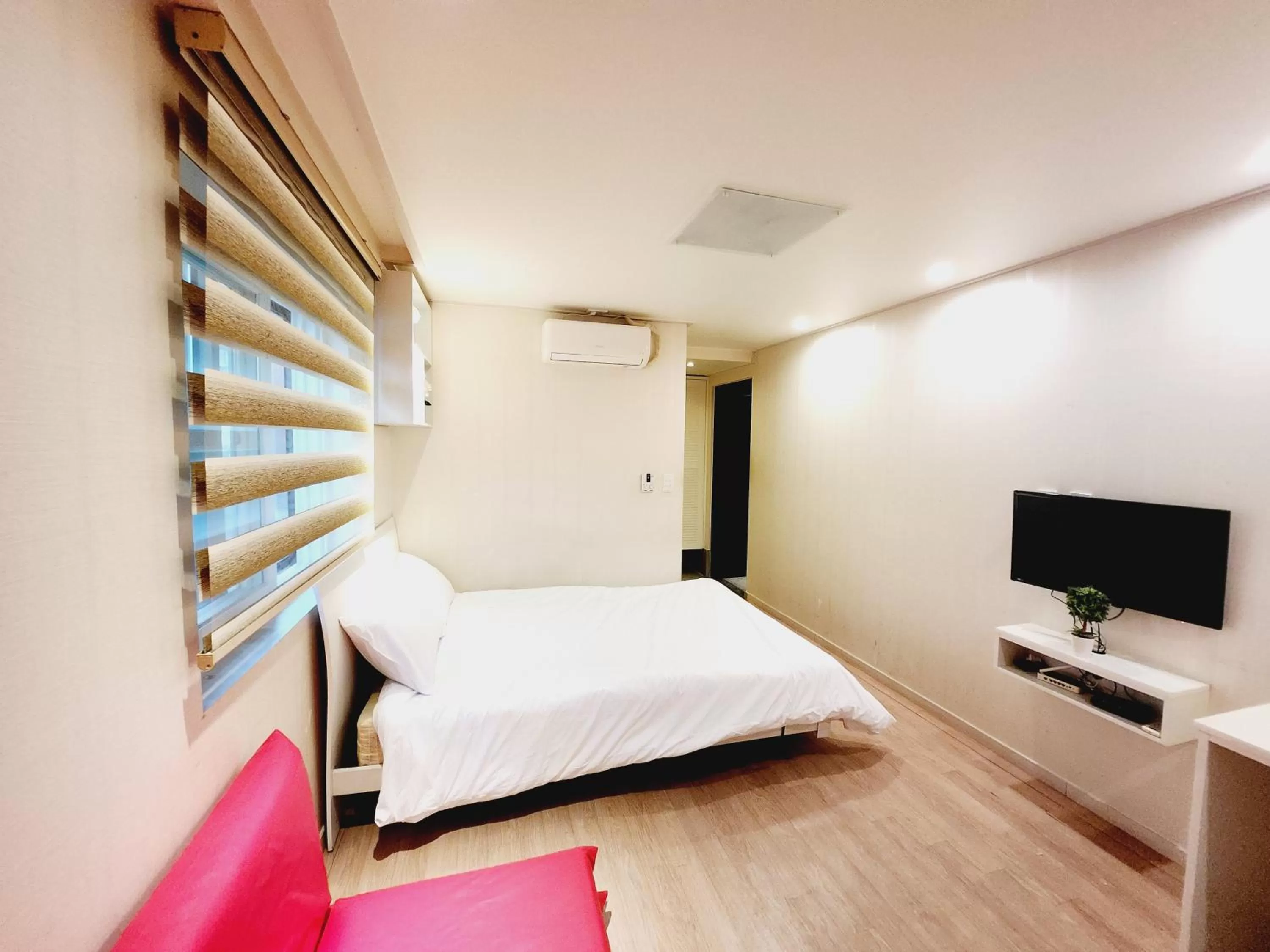 Bedroom, Bed in Olive hostel R(Residence)