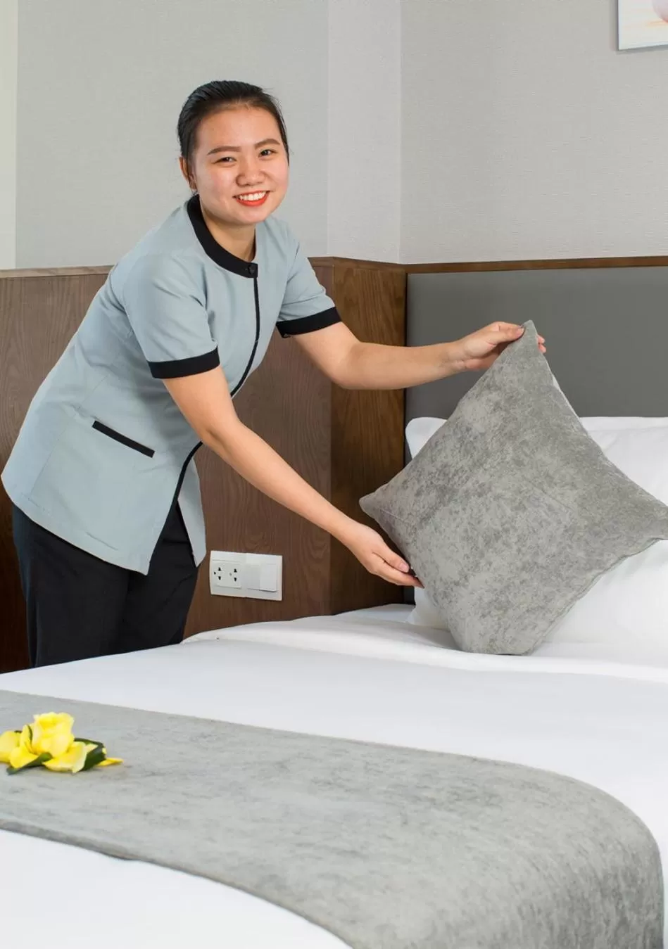 Staff, Bed in DTX Hotel Nha Trang