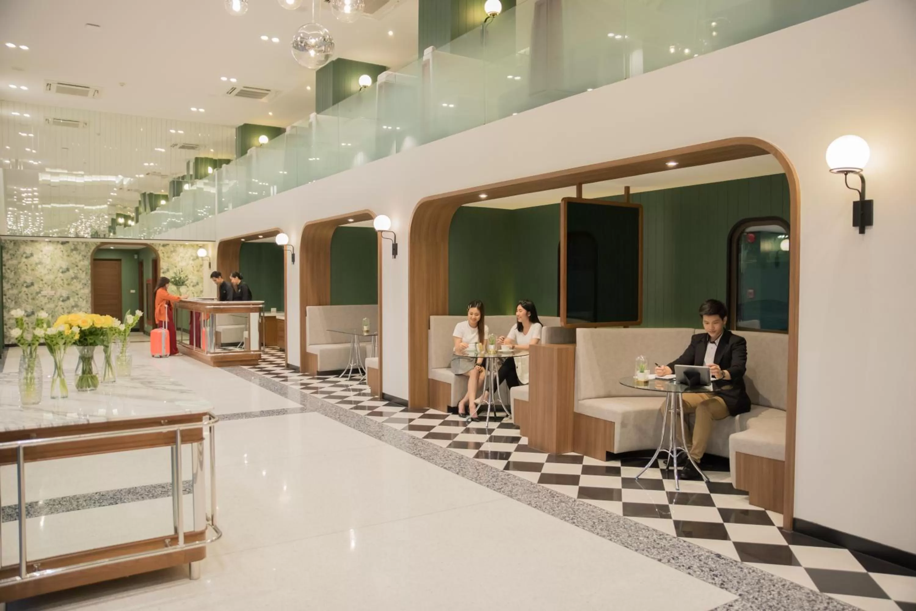 Lobby or reception in Justice Hotel