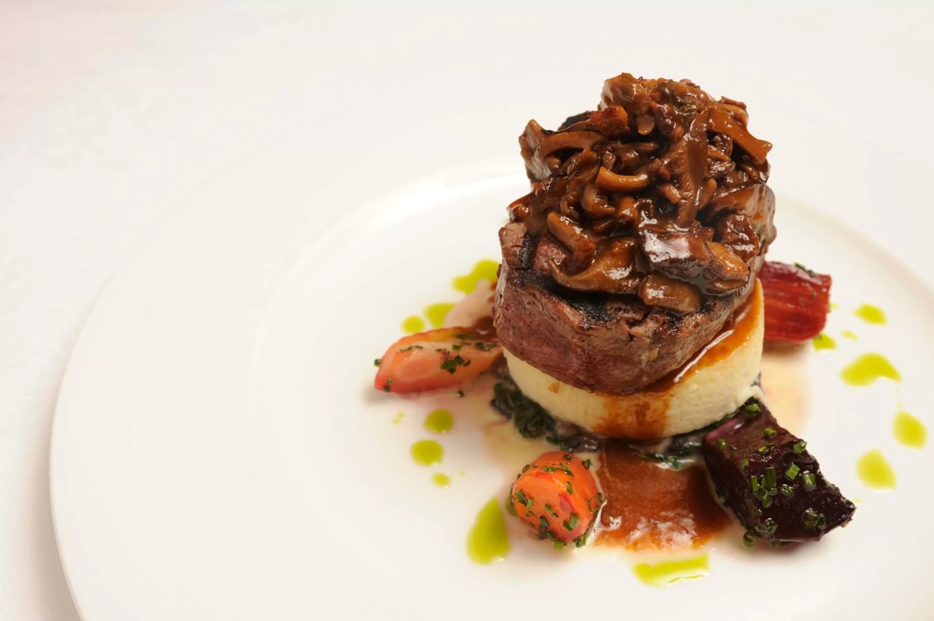 Food and drinks in The Hotel Captain Cook