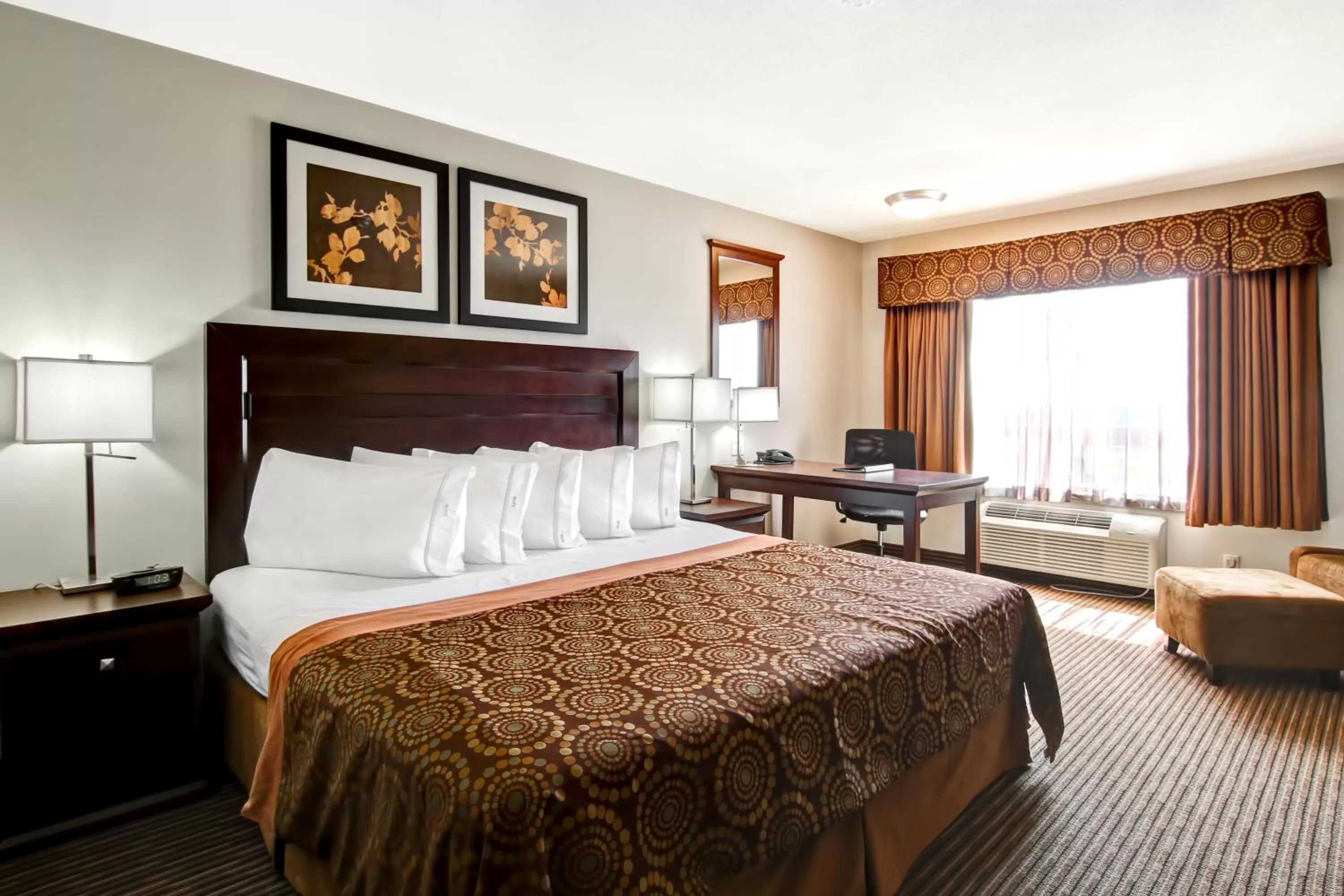 Bed in Canalta Hotel Moosomin