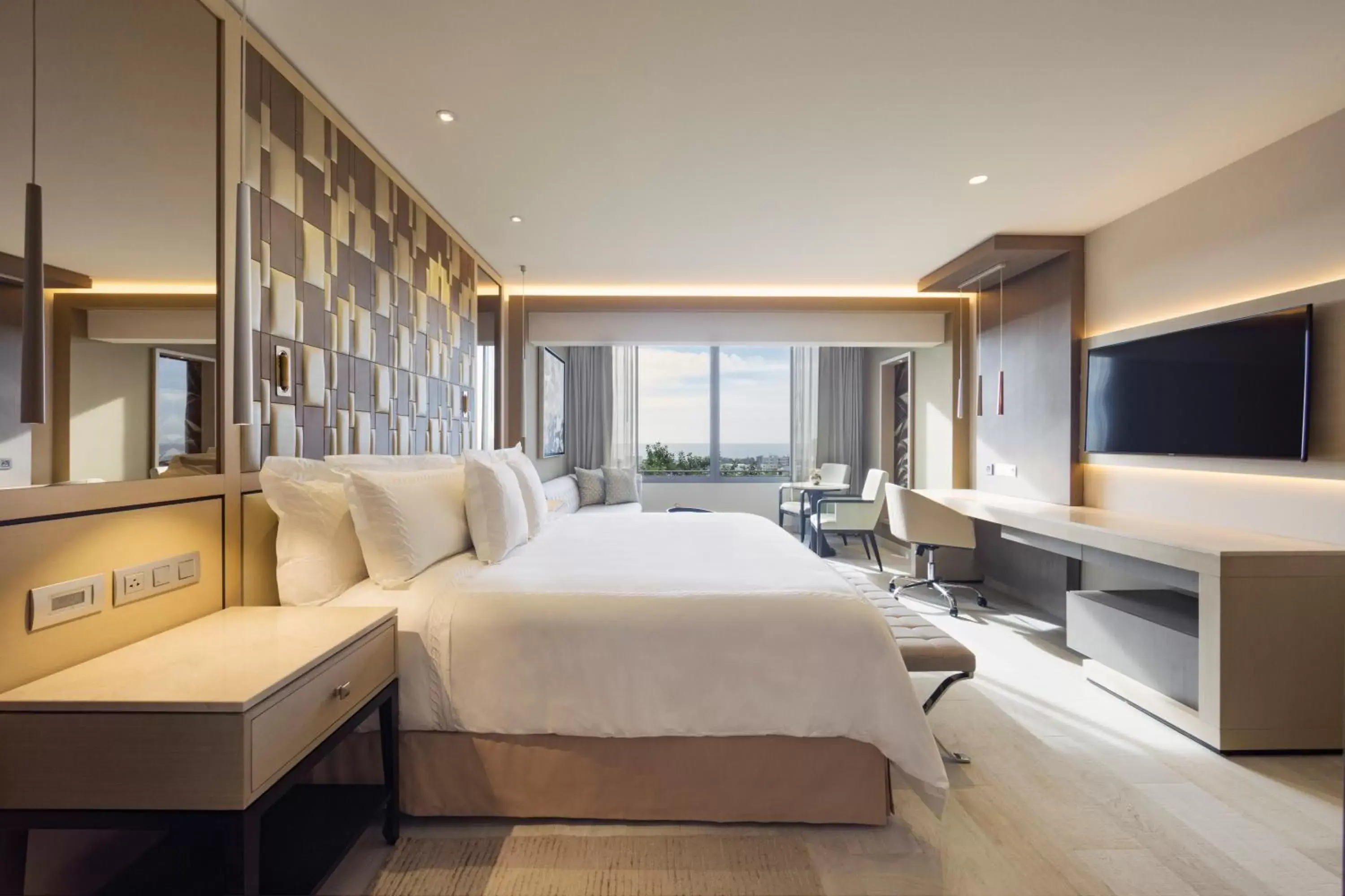 Ambassador Executive Junior Suite in El Embajador, a Royal Hideaway Hotel Ambassador Executive Junior Suite in El Embajador, a Royal Hideaway Hotel