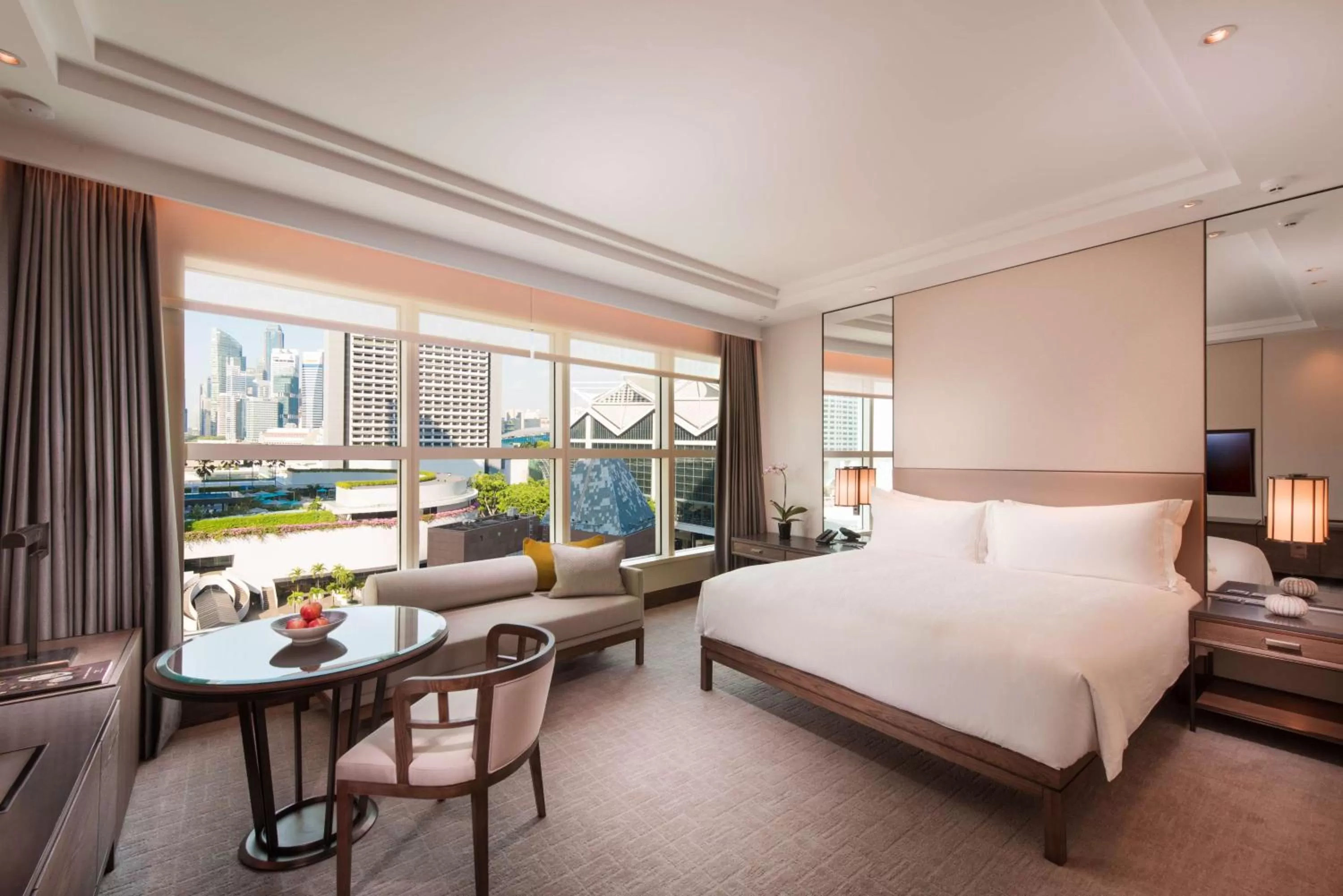 Living room, Bed in Conrad Centennial Singapore