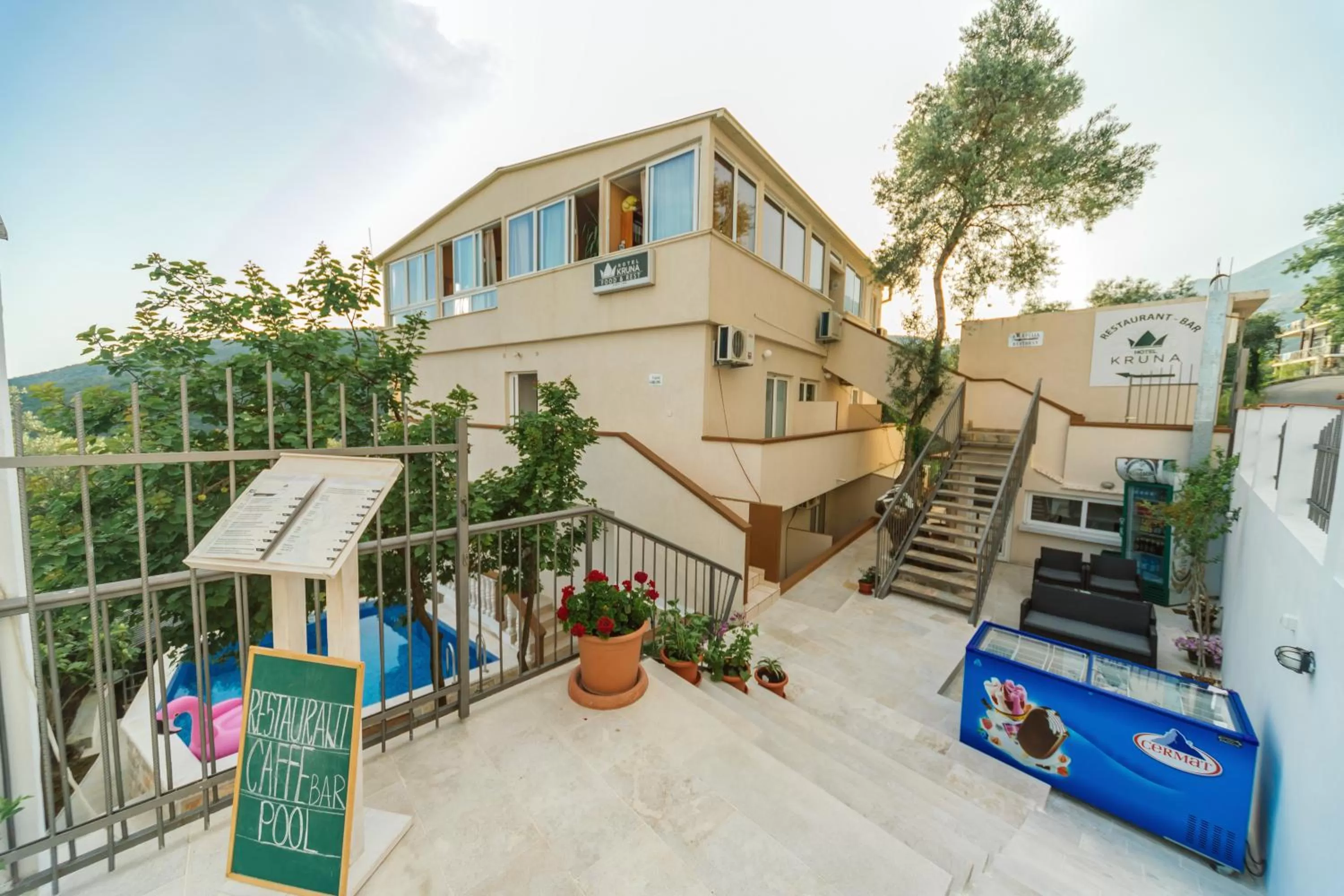 Property building in " Villa Kruna Lux "