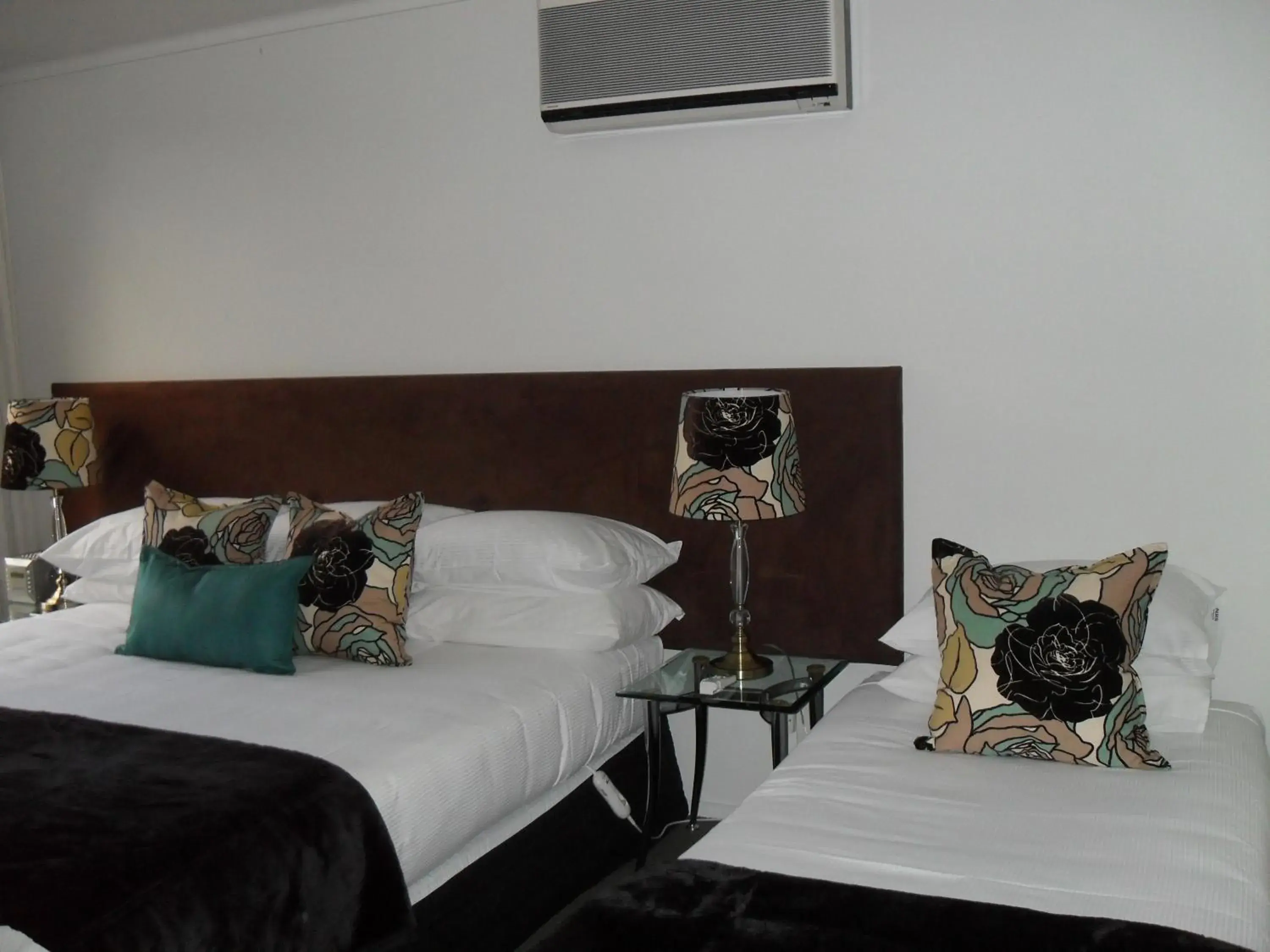 Triple Studio in The Cove- On The Lake Triple Studio in The Cove- On The Lake