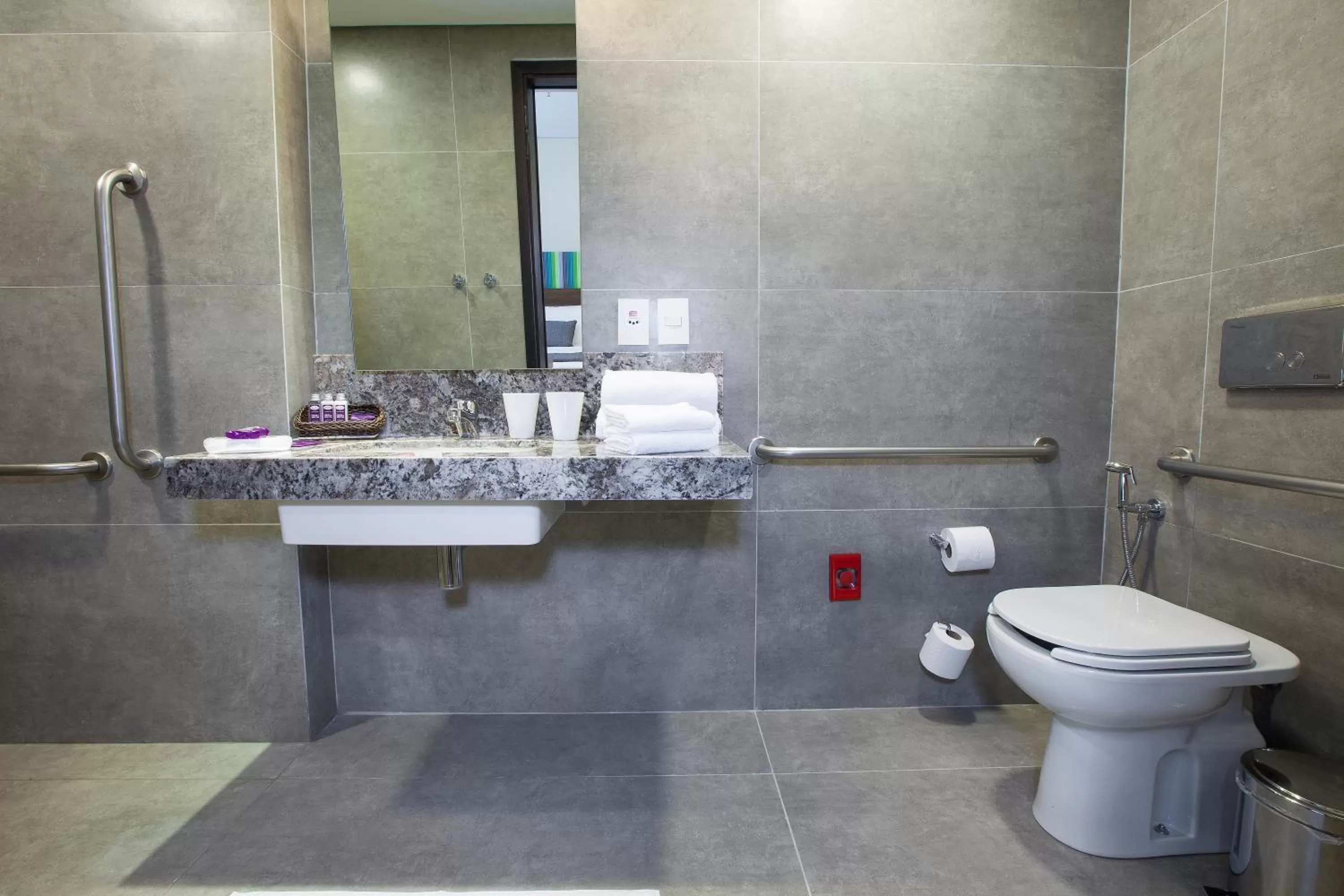 Shower in Prodigy Santos Dumont by Wish