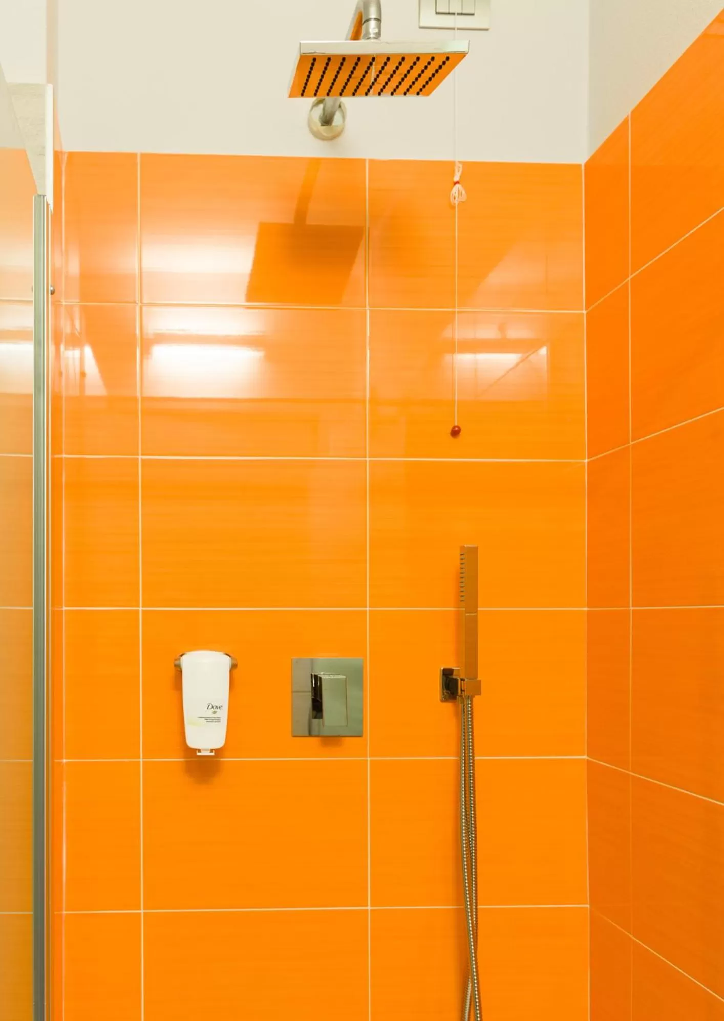 Shower in Bianco Hotel