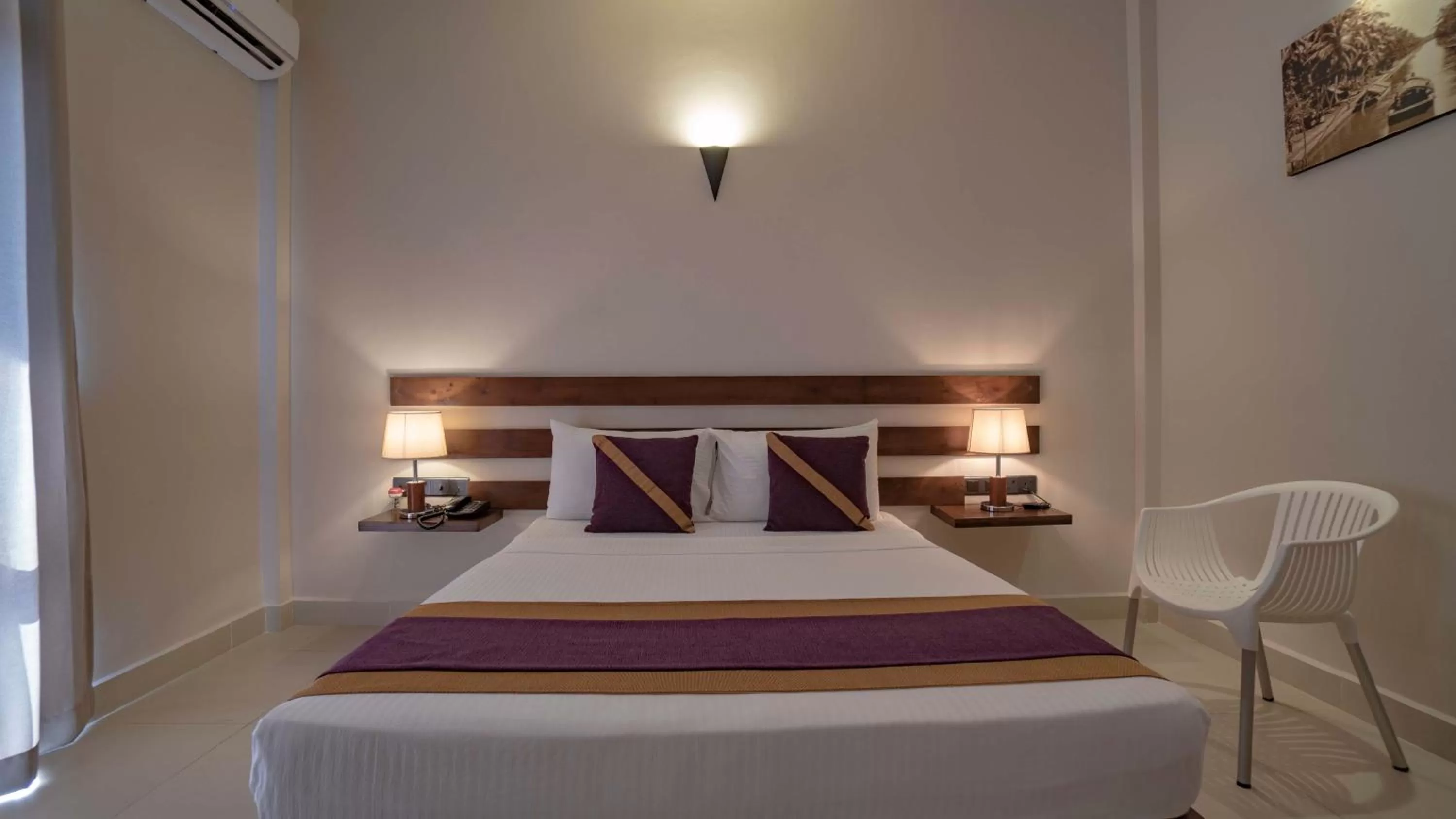 Bed in Hive 68 Hotel and Resorts - Negombo