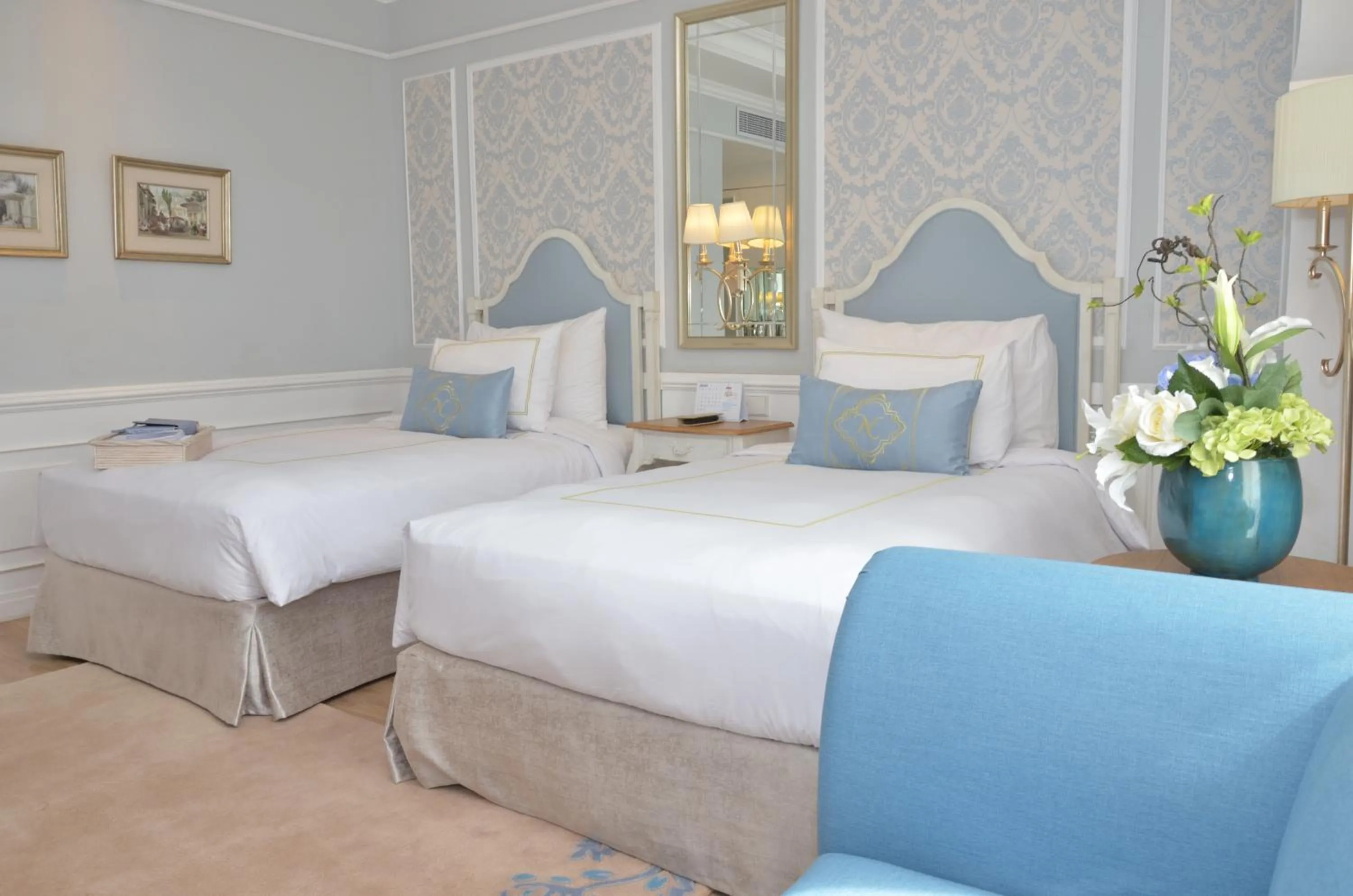 Bedroom, Bed in Noor Hotel