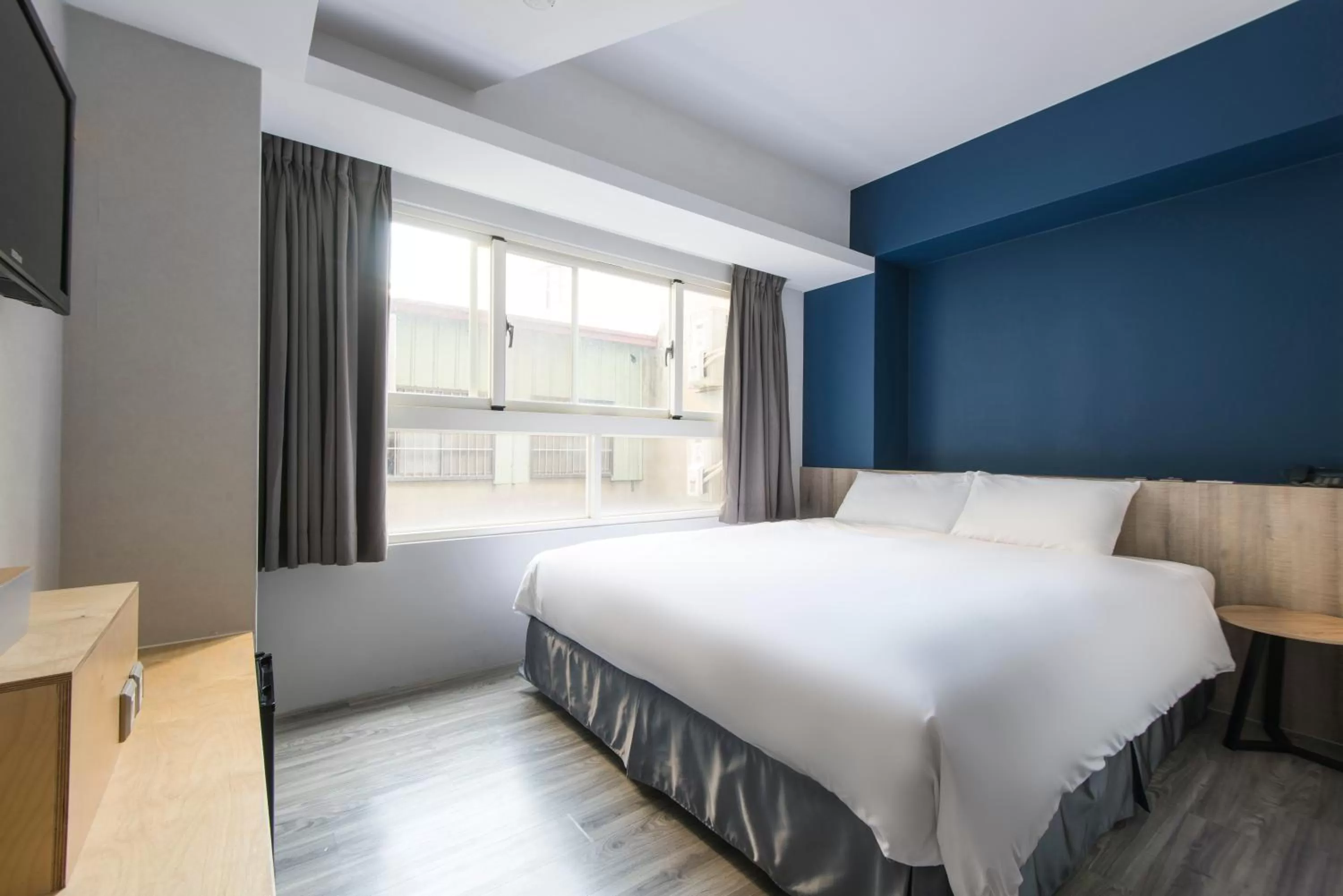 Bed in Sparrow Hotel