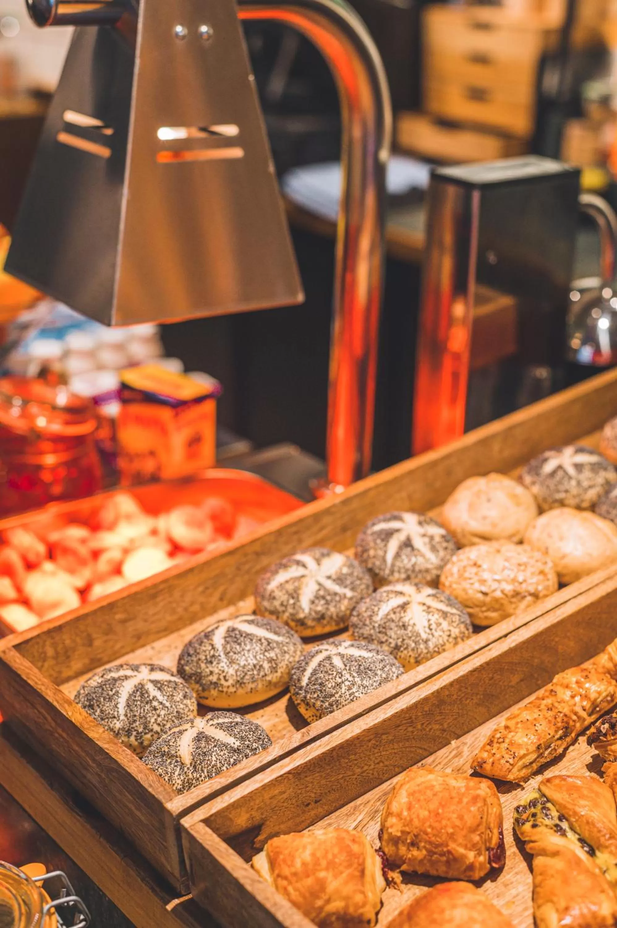 Breakfast in Green Hotel