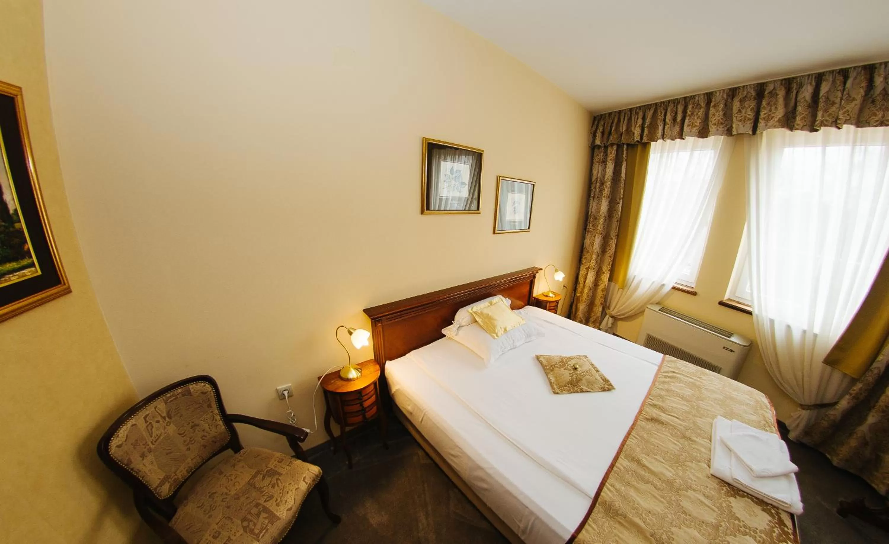 Bed in Garni Hotel Andric