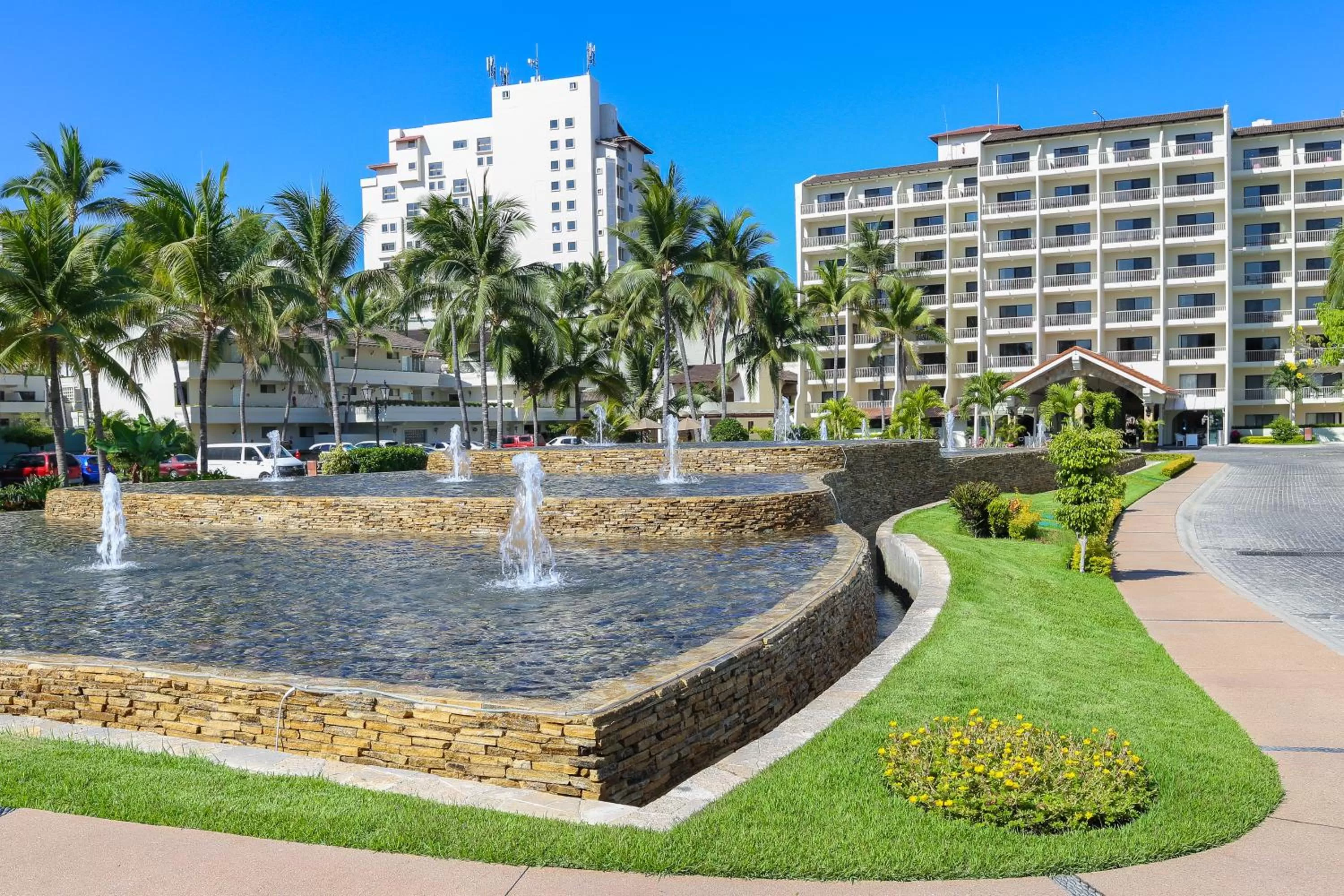 Facade/entrance in Villa del Palmar Beach Resort & Spa Puerto Vallarta