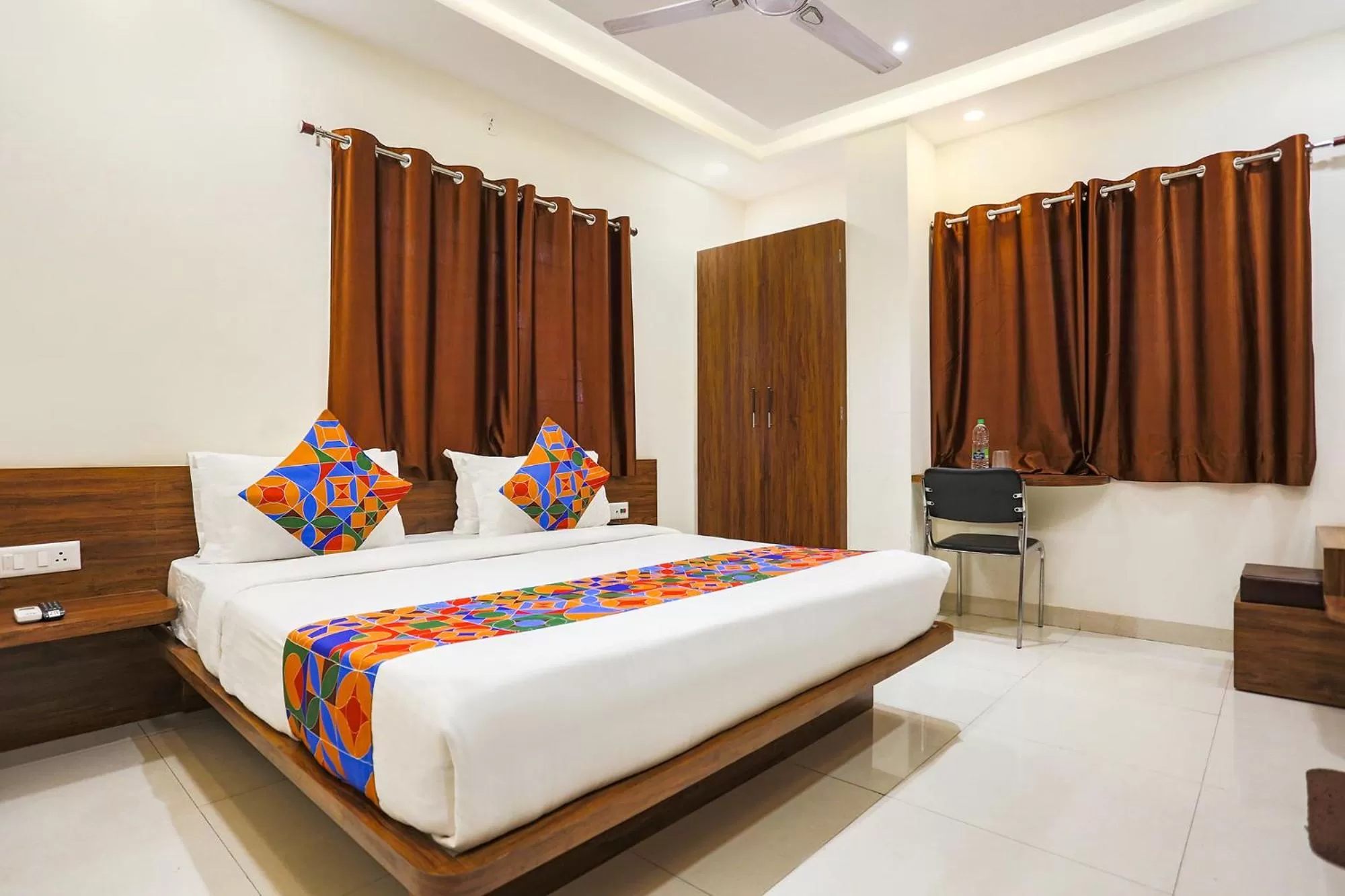 Bed in FabHotel Balaji Paradise