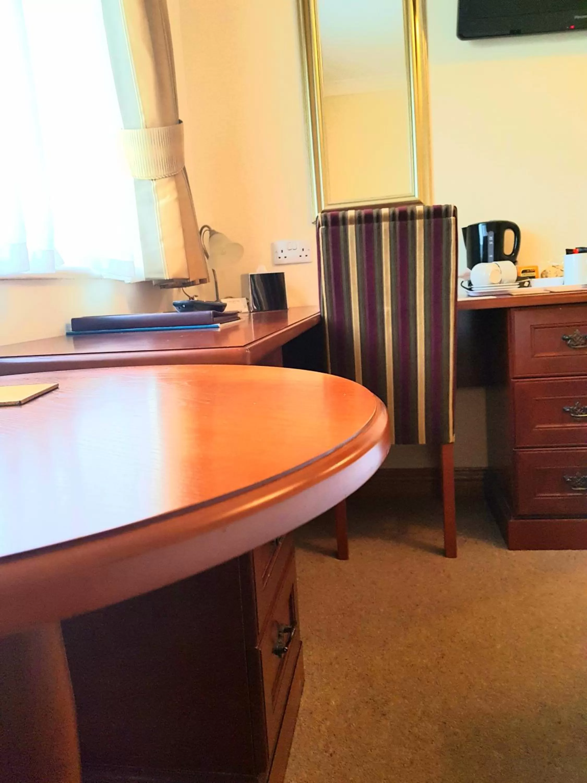 hair dresser, Bathroom in The Chetwynde Hotel