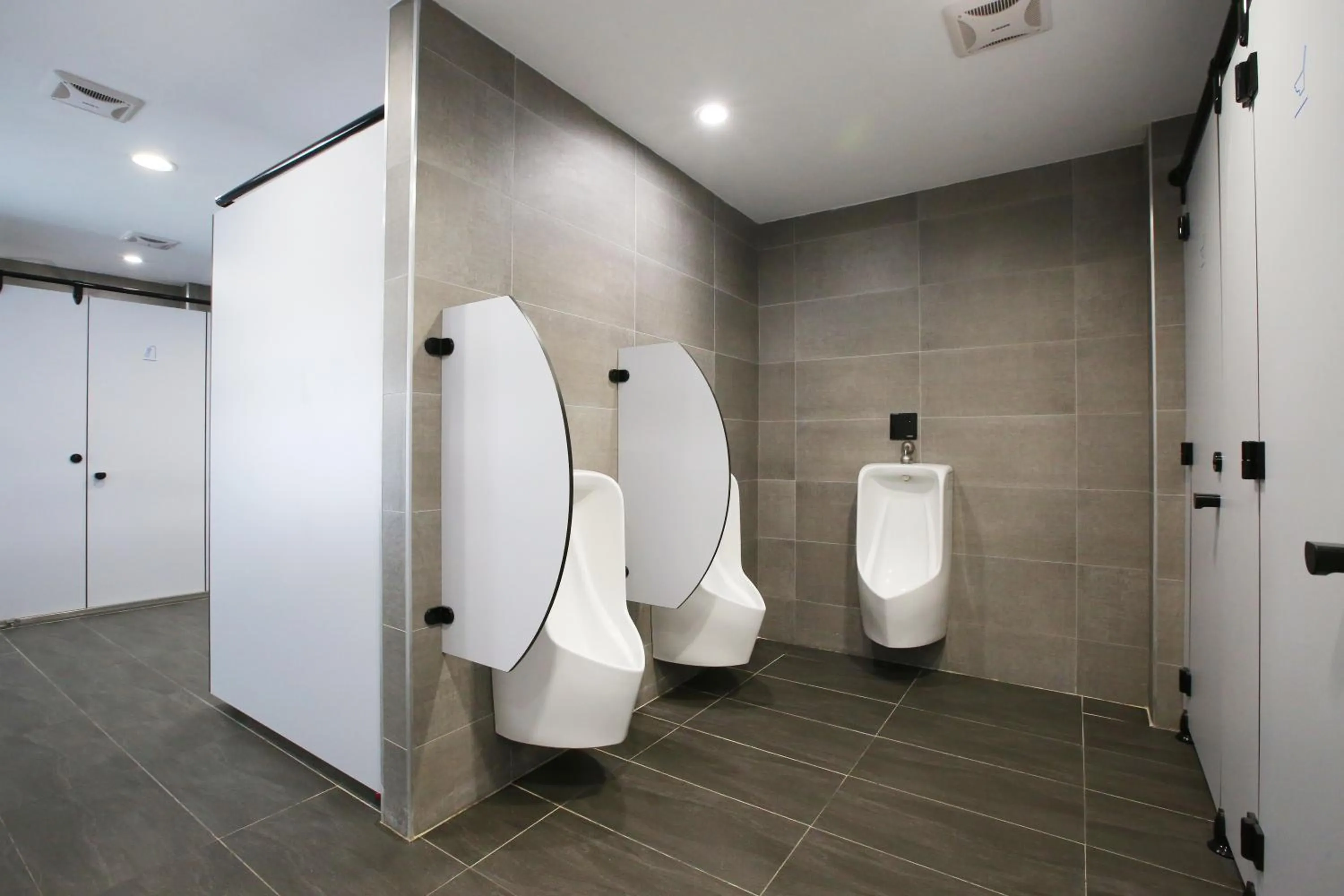 Bathroom in Loosha Hostel