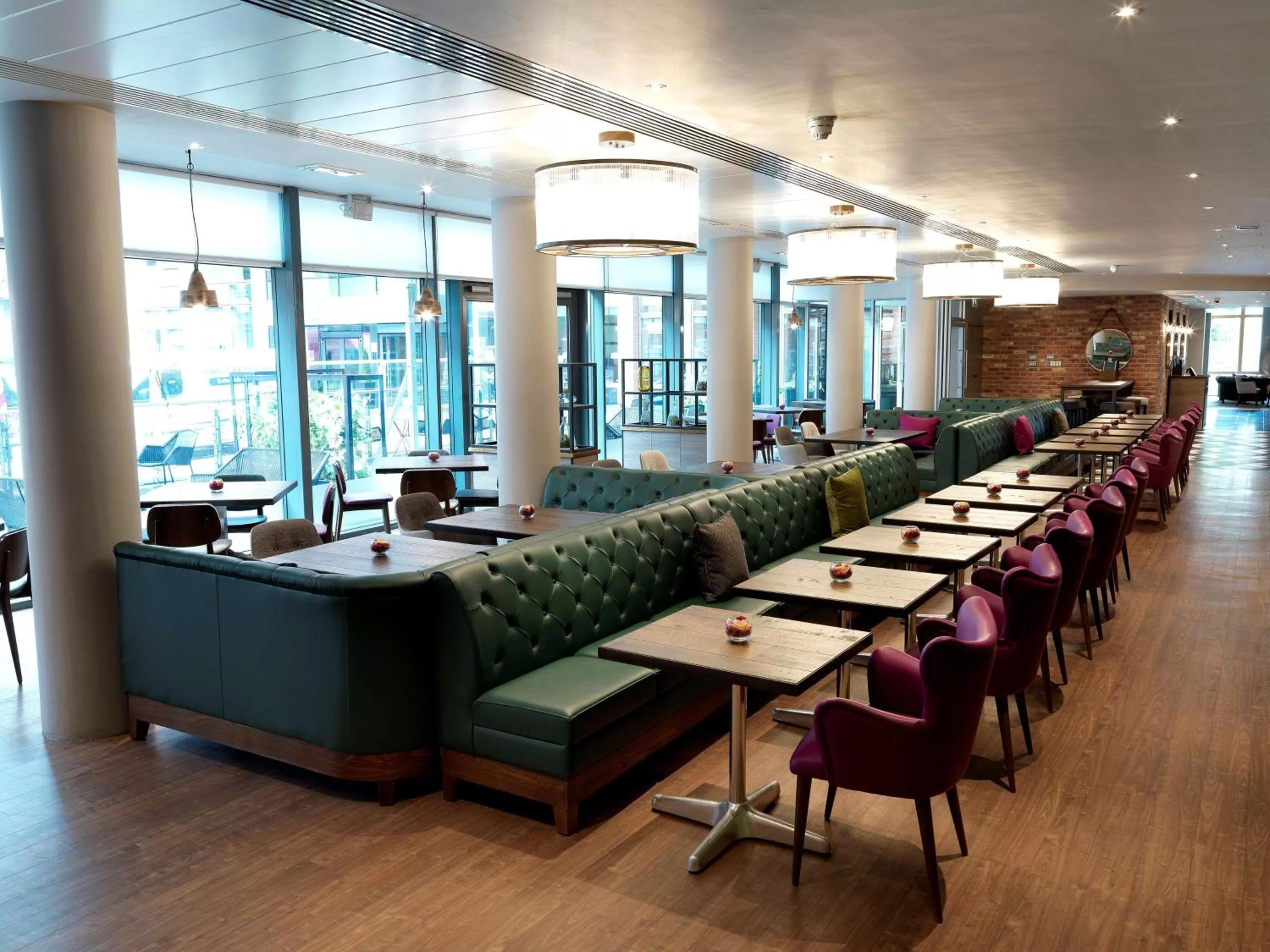 Restaurant/places to eat in Hilton Garden Inn Birmingham Brindley Place