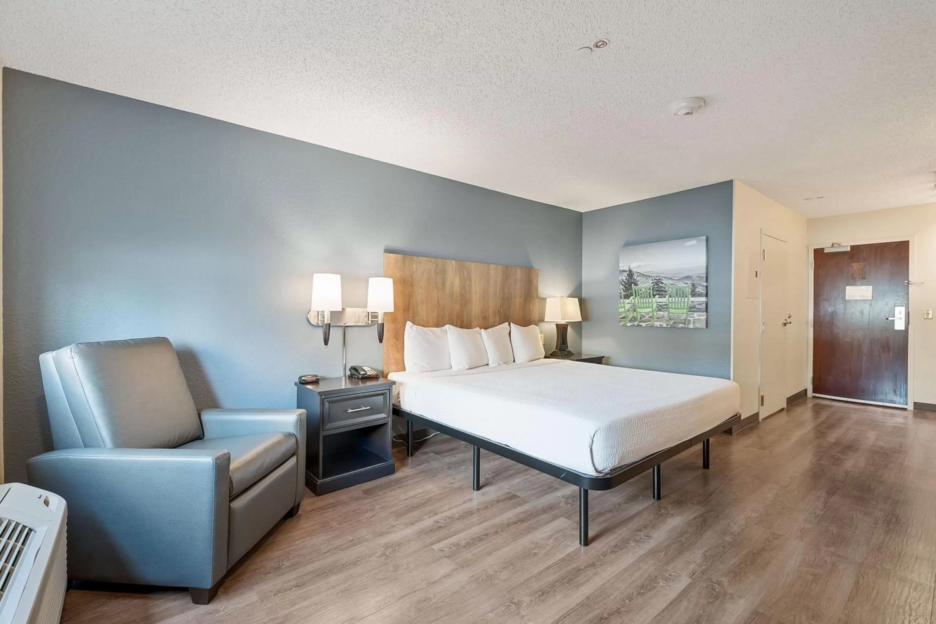 Bed in Extended Stay America Premier Suites - Miami - Downtown Brickell - Cruise Port