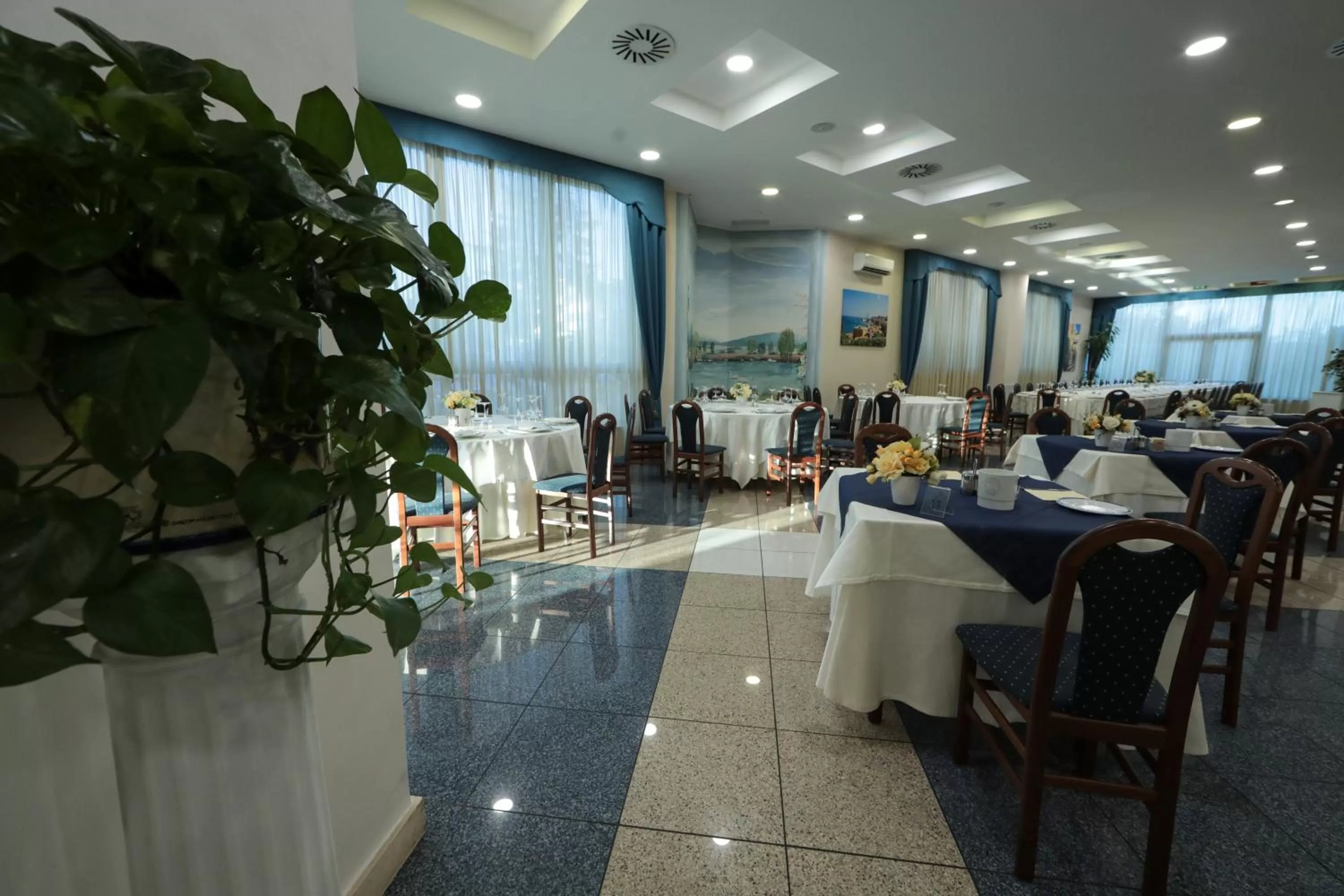 Restaurant/places to eat in Edra Palace Hotel & Ristorante