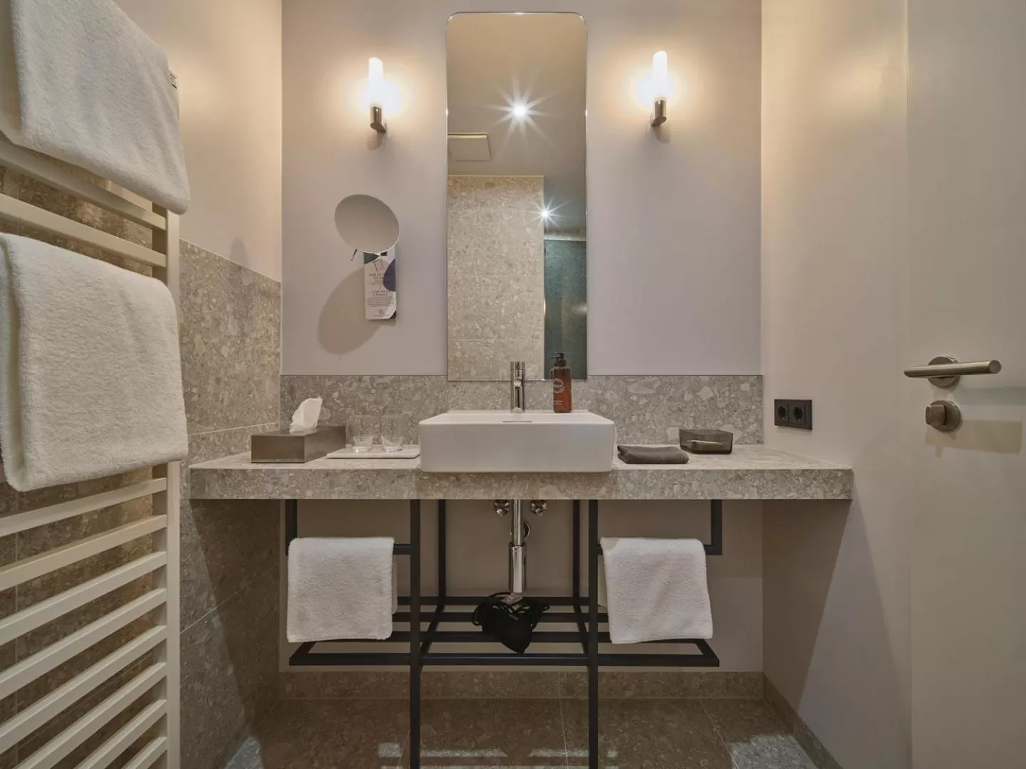 Bathroom in Classik Hotel Alexander Plaza